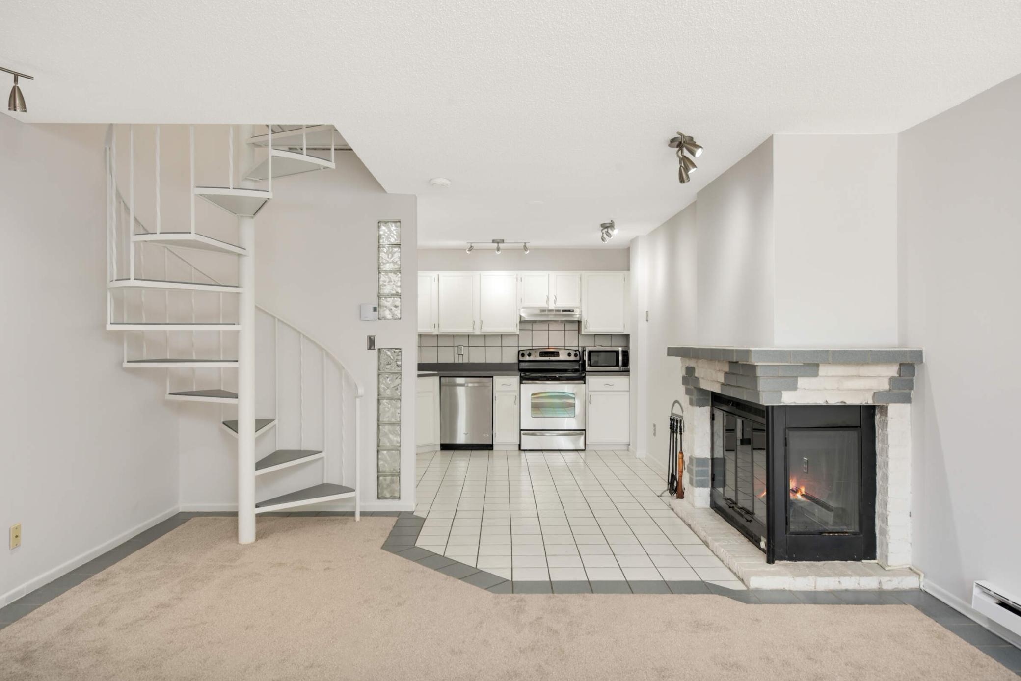 2030 Ridge Drive Unit: 12