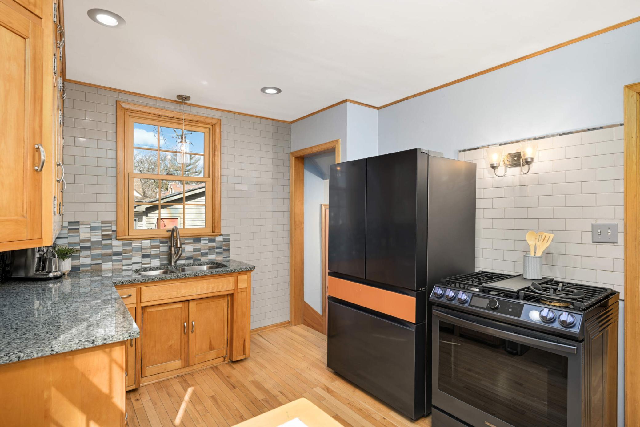 2926 Cleveland Street NE