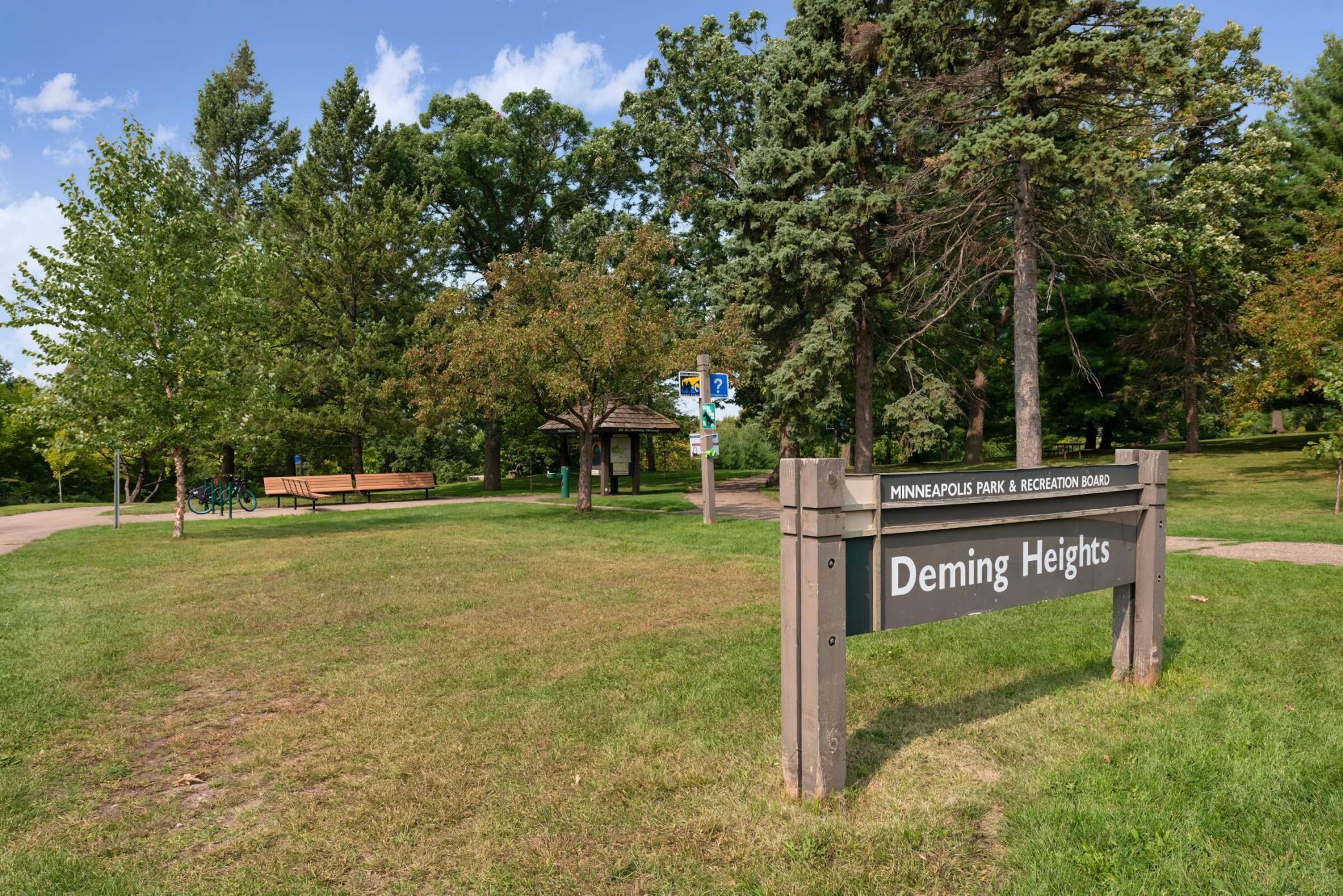 2926 Cleveland Street NE