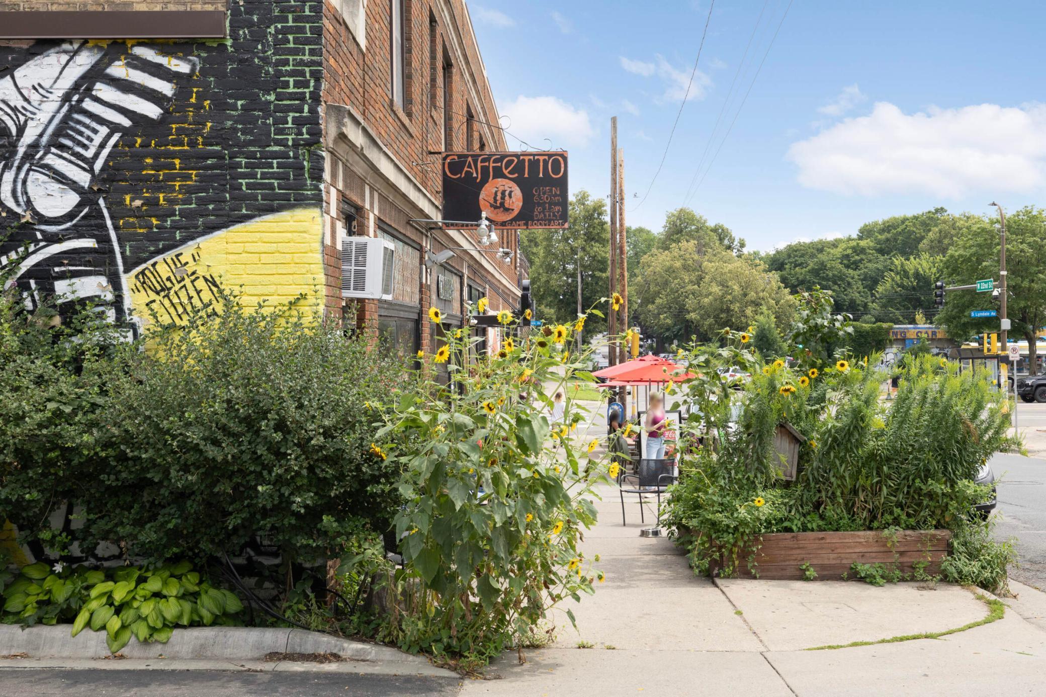 2227 Garfield Avenue