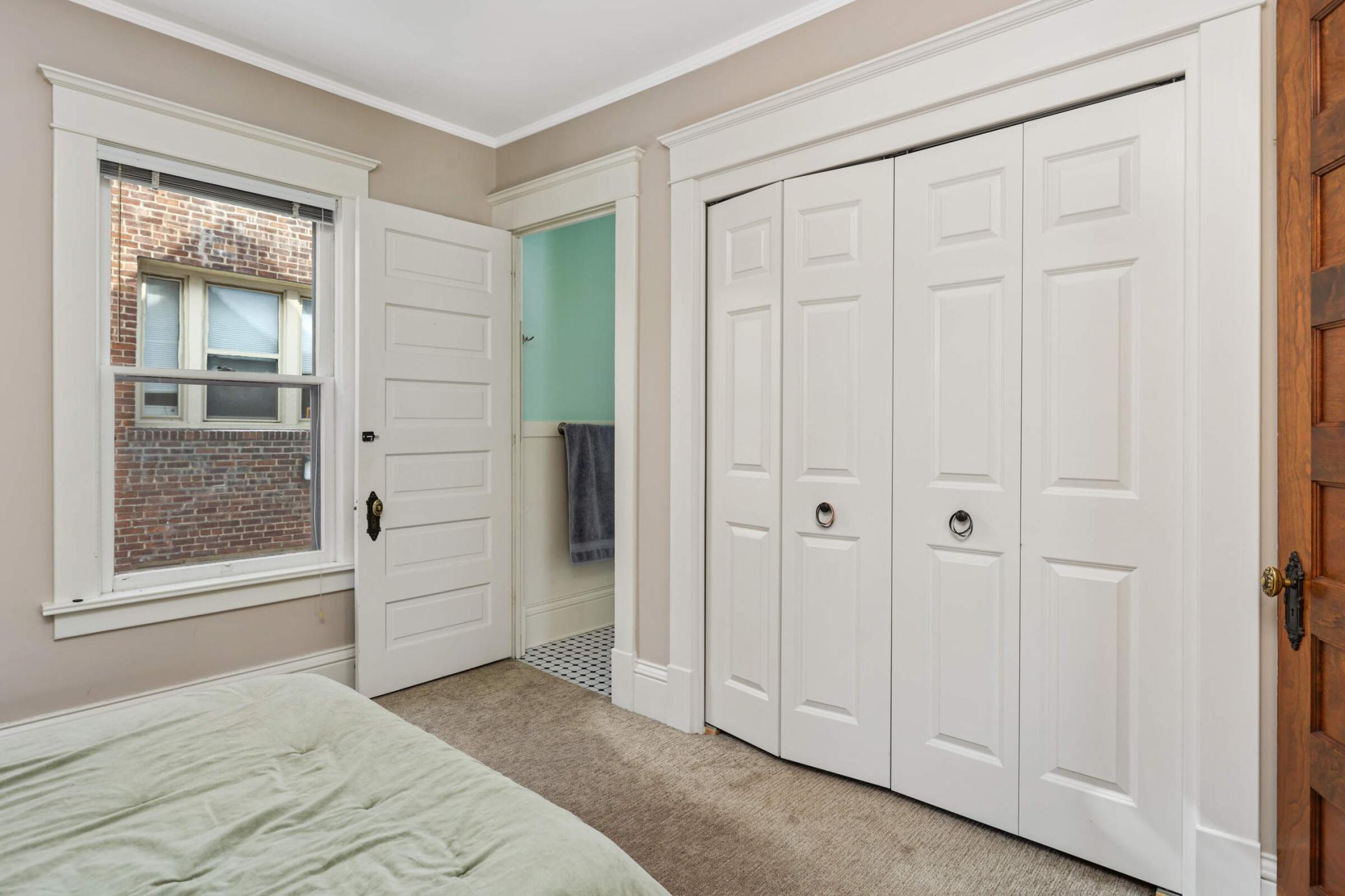 2227 Garfield Avenue