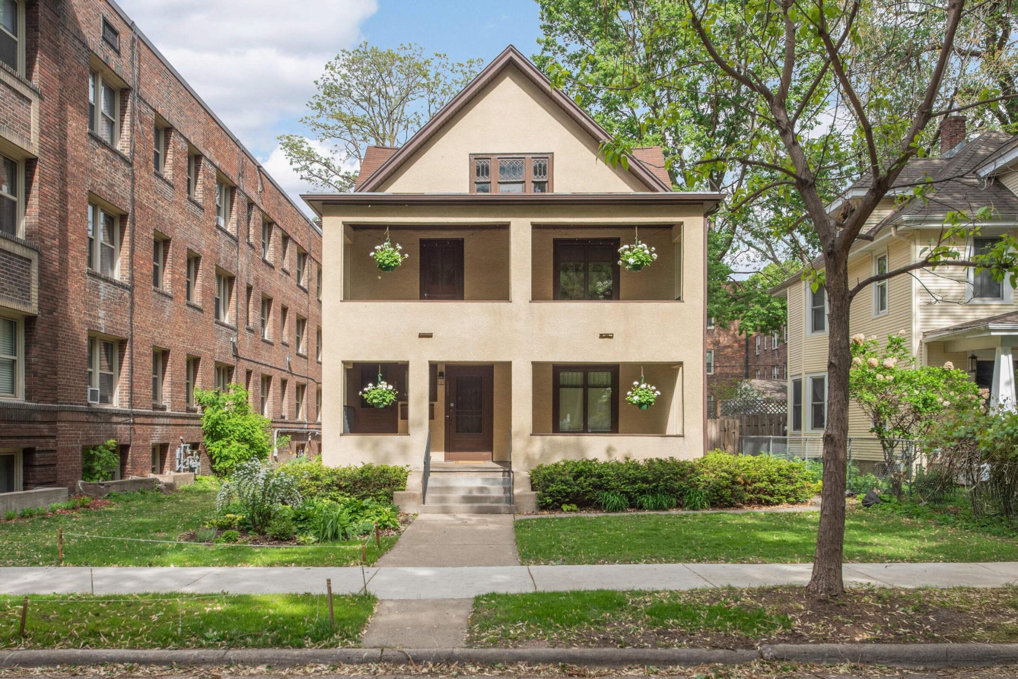 2227 Garfield Avenue