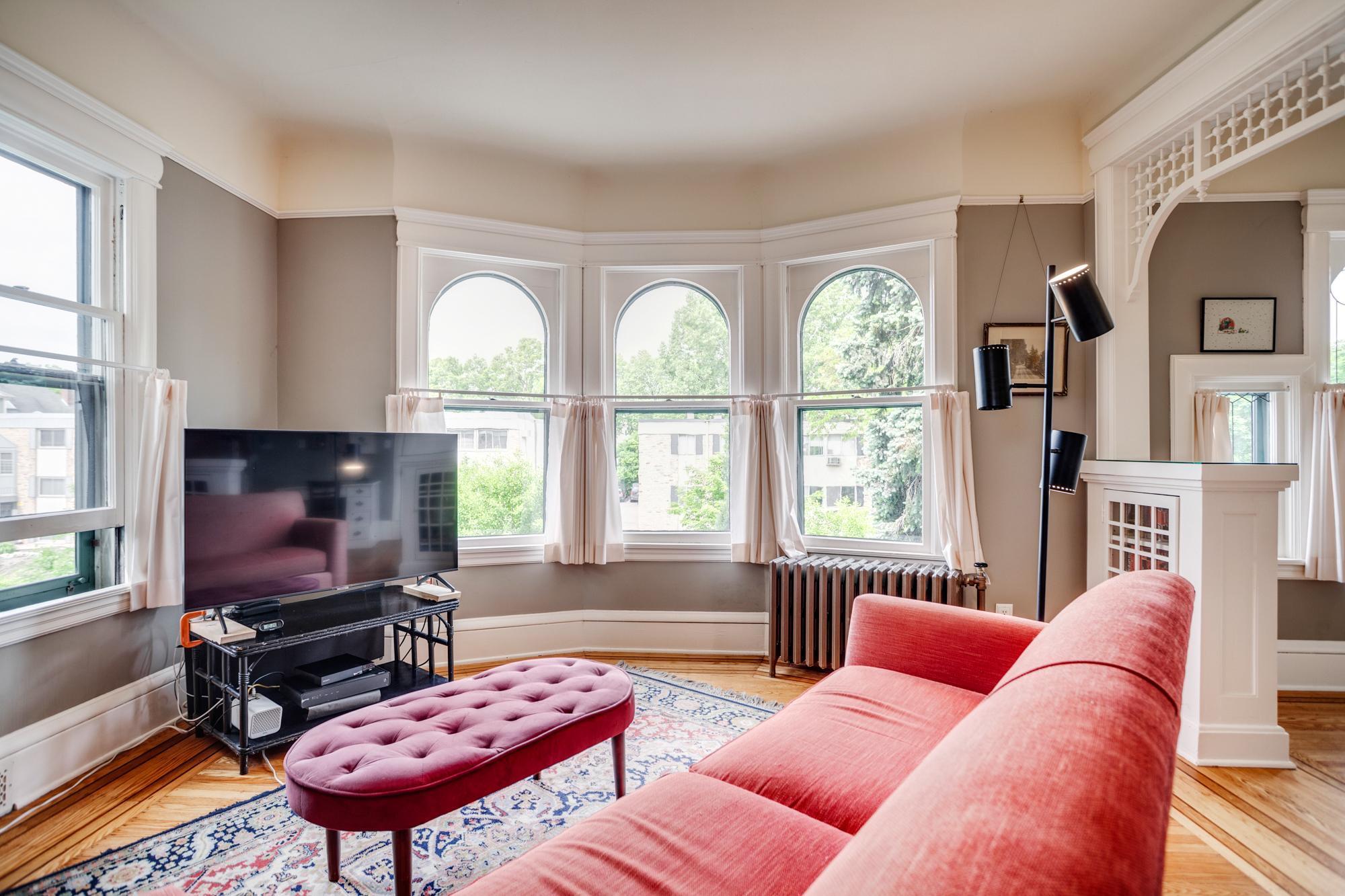 2301 Aldrich Avenue S