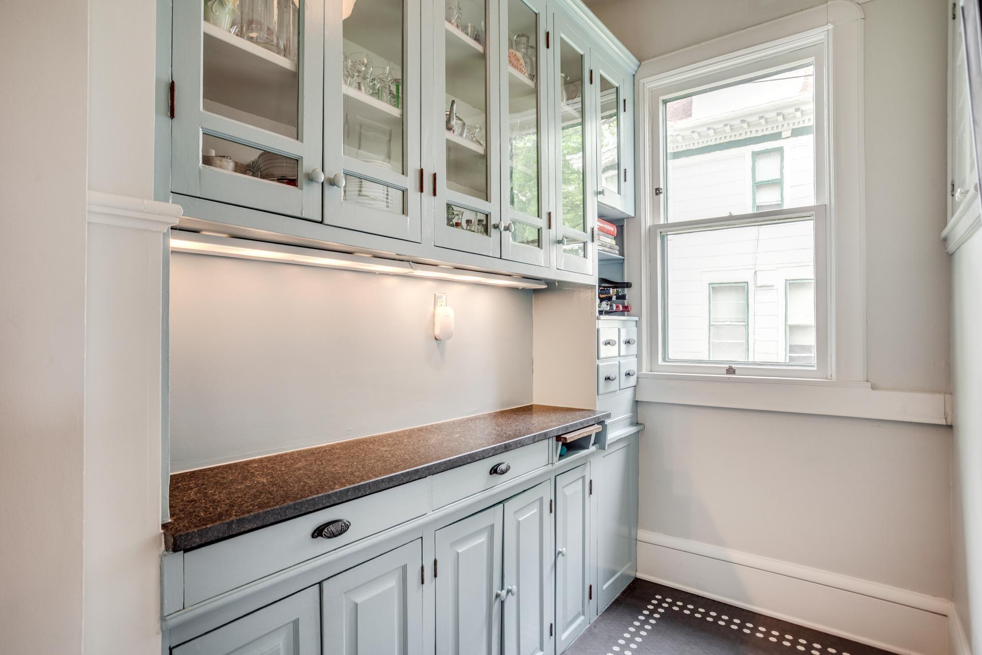 2301 Aldrich Avenue S