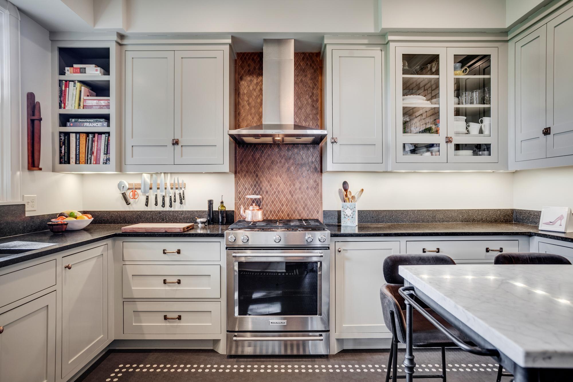 2301 Aldrich Avenue S