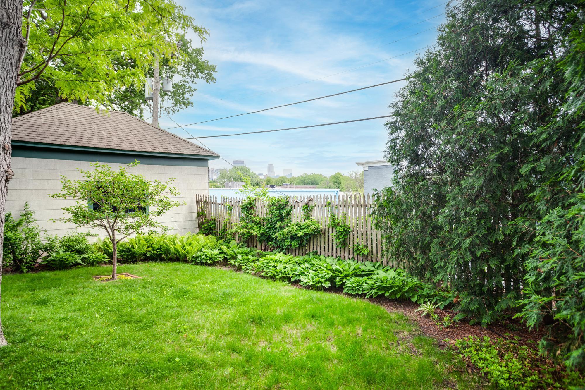 2301 Aldrich Avenue S