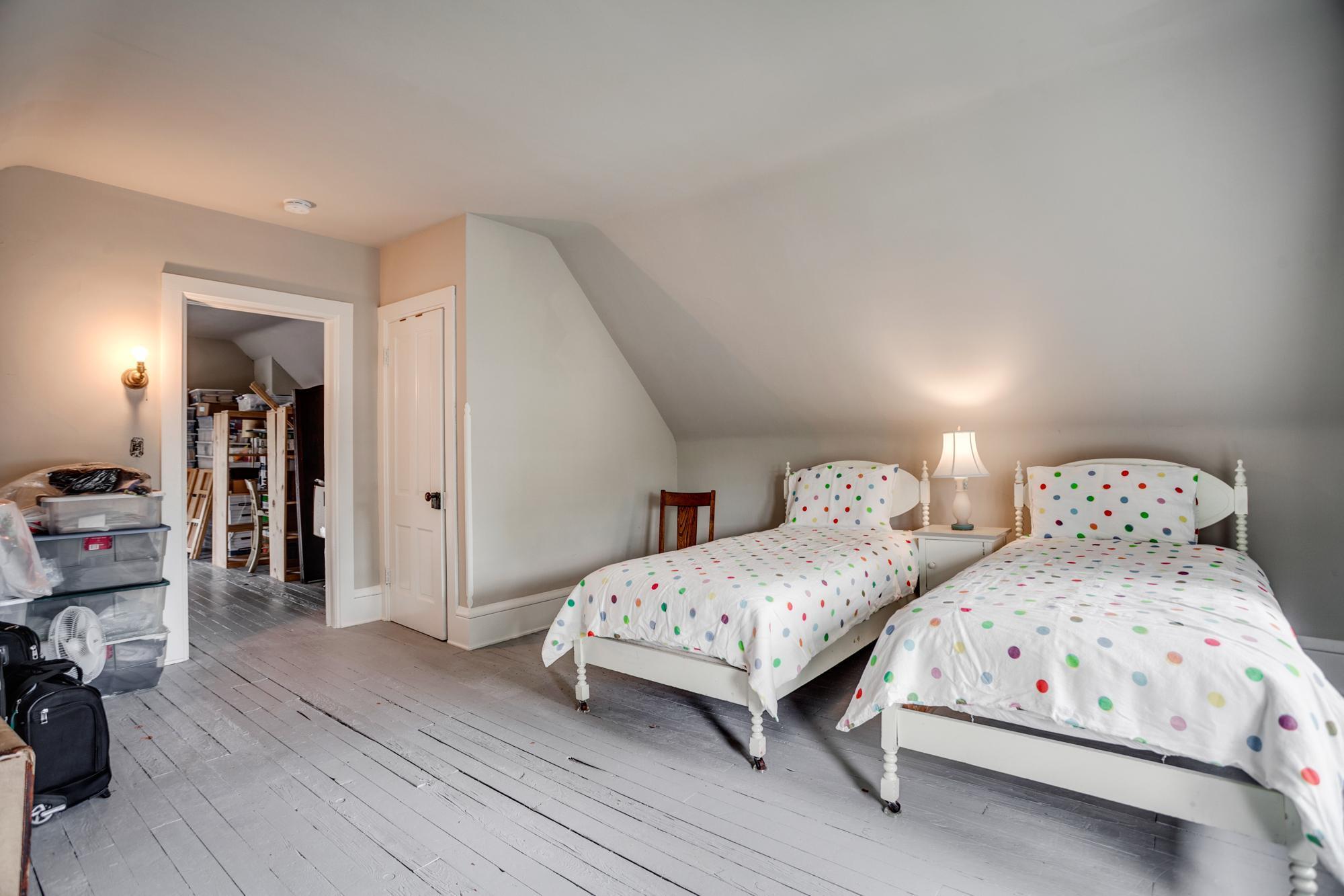 2301 Aldrich Avenue S