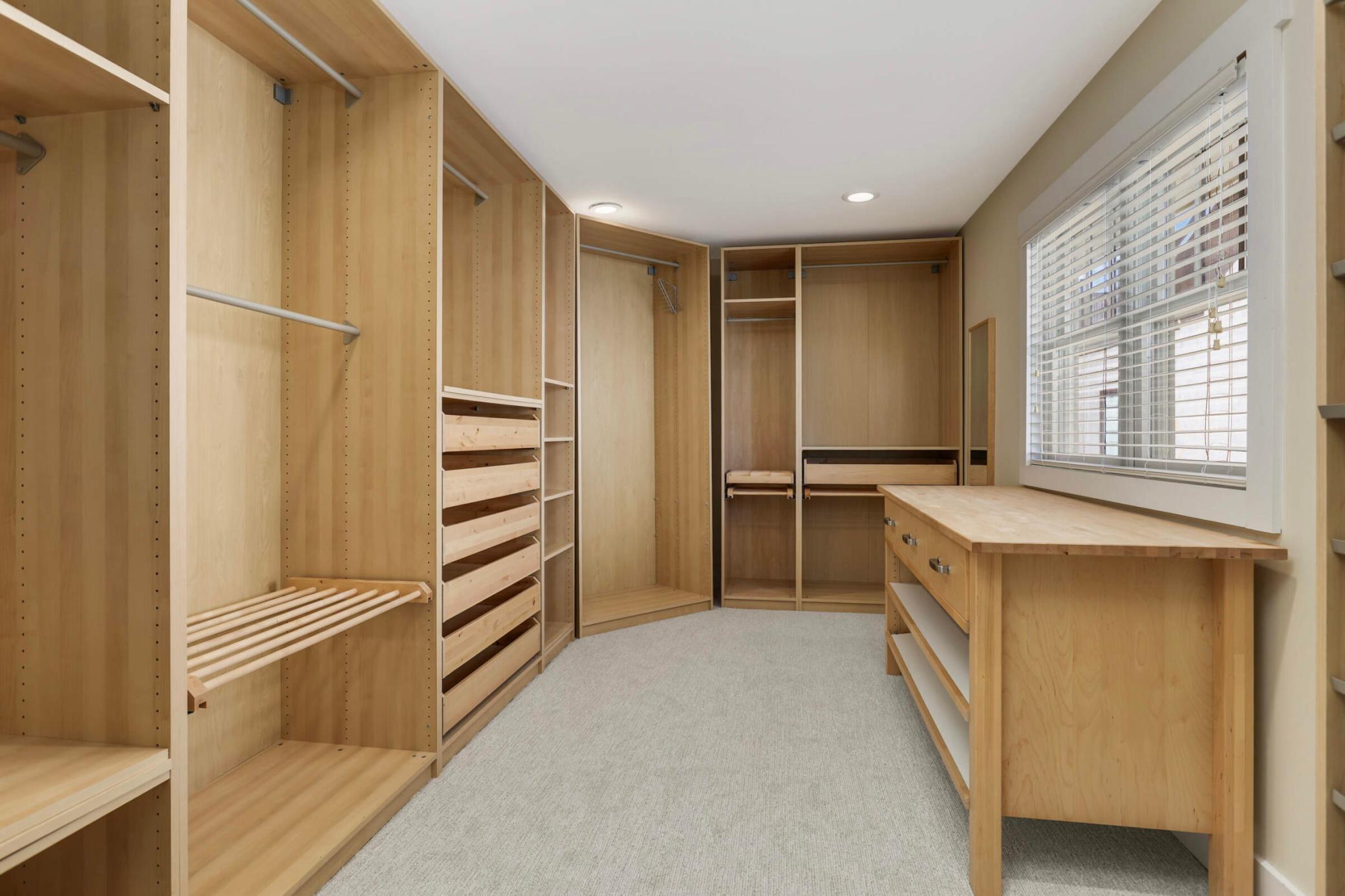 1241 Cedar Lake Road S