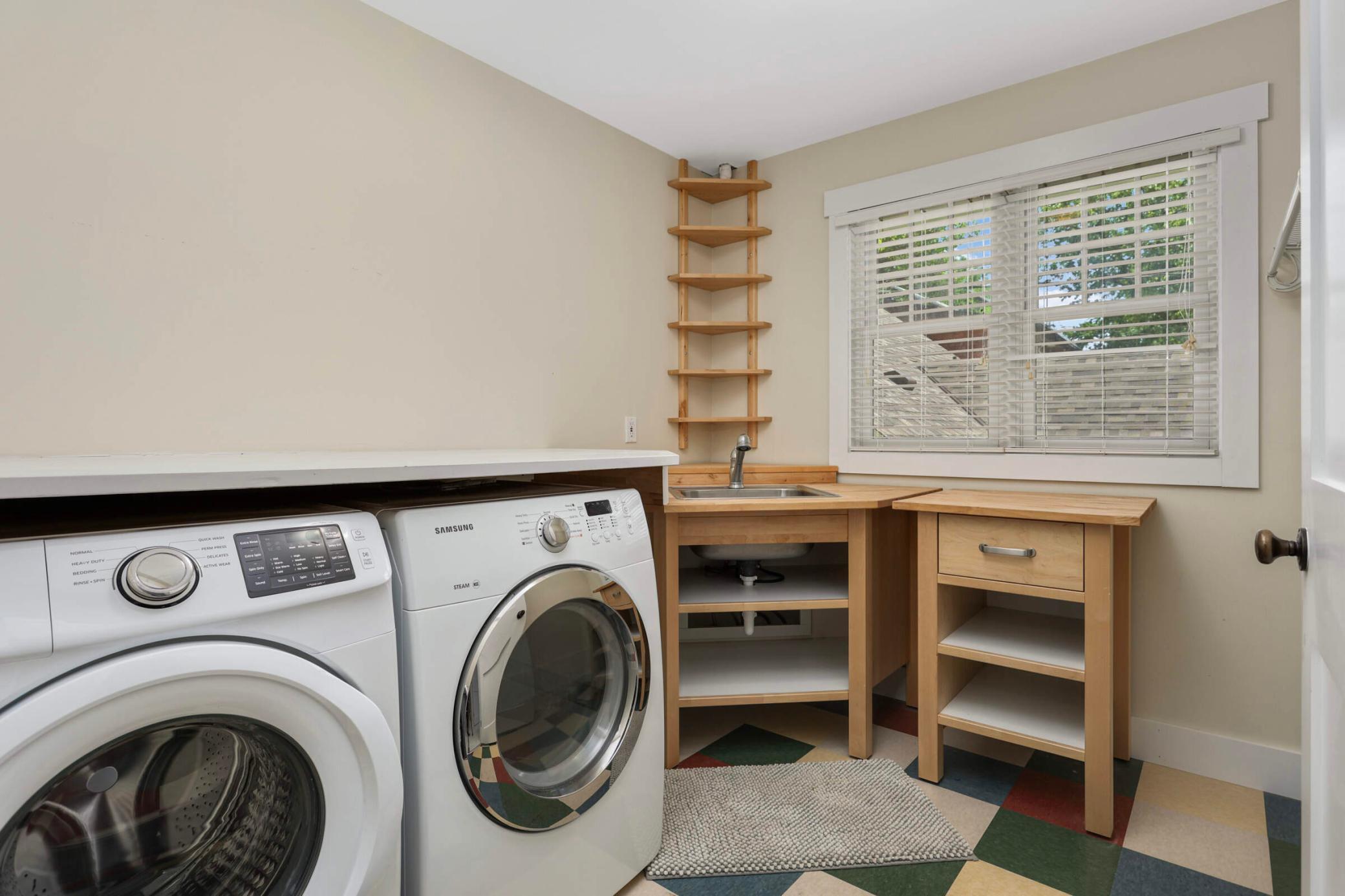 1241 Cedar Lake Road S