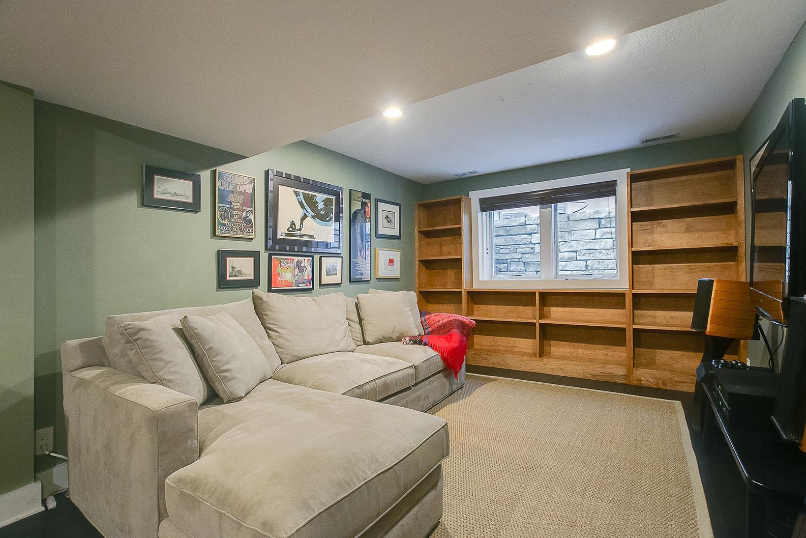 1241 Cedar Lake Road S