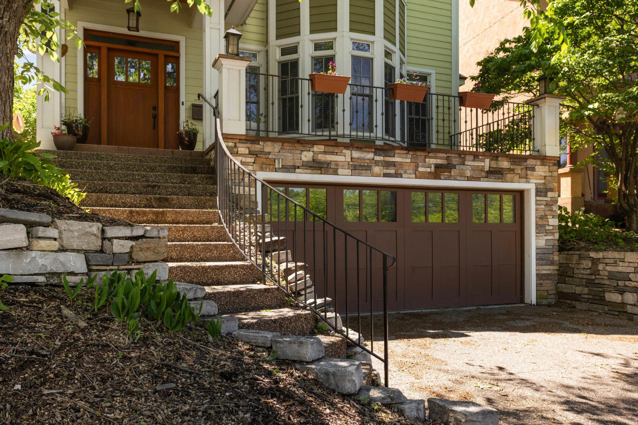 1241 Cedar Lake Road S