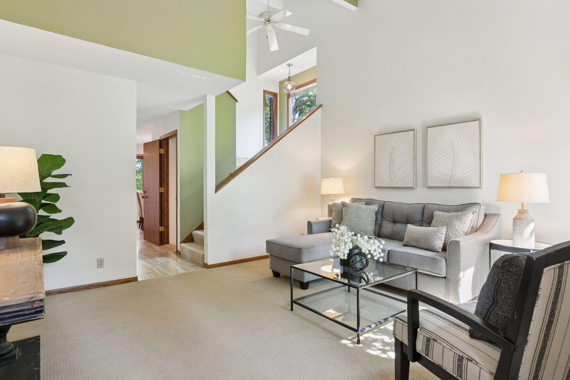 4500 Chatsworth Street N