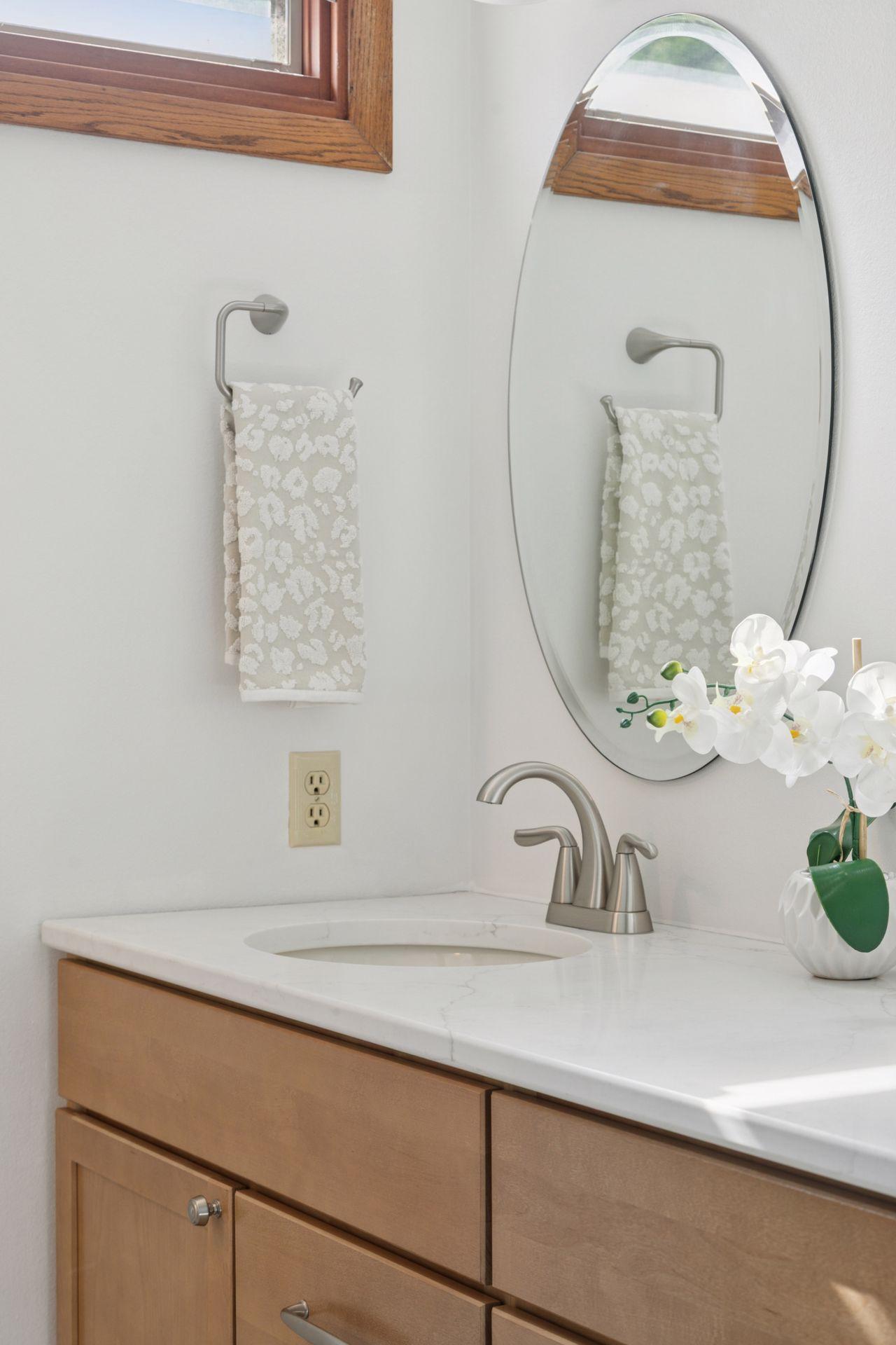 4500 Chatsworth Street N