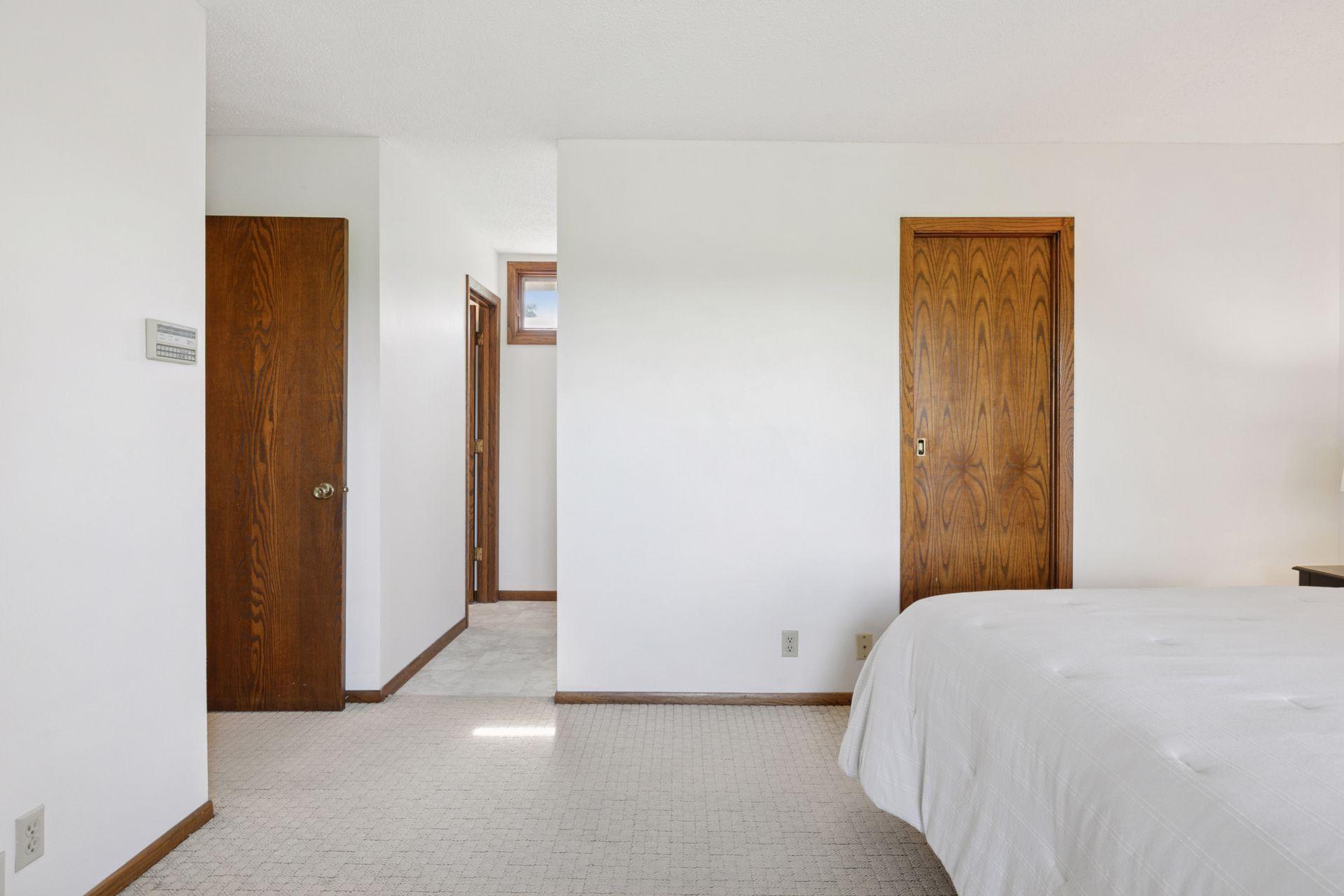 4500 Chatsworth Street N