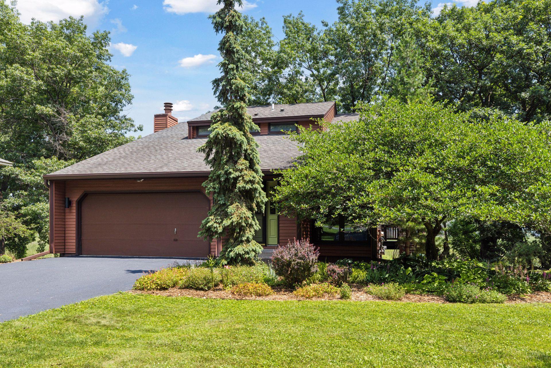 4500 Chatsworth Street N