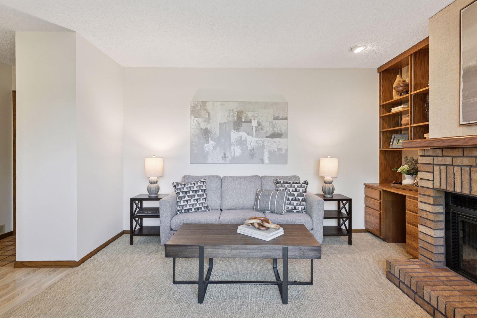 4500 Chatsworth Street N