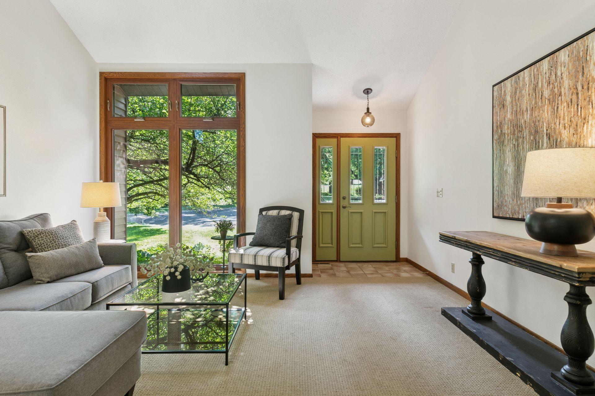 4500 Chatsworth Street N