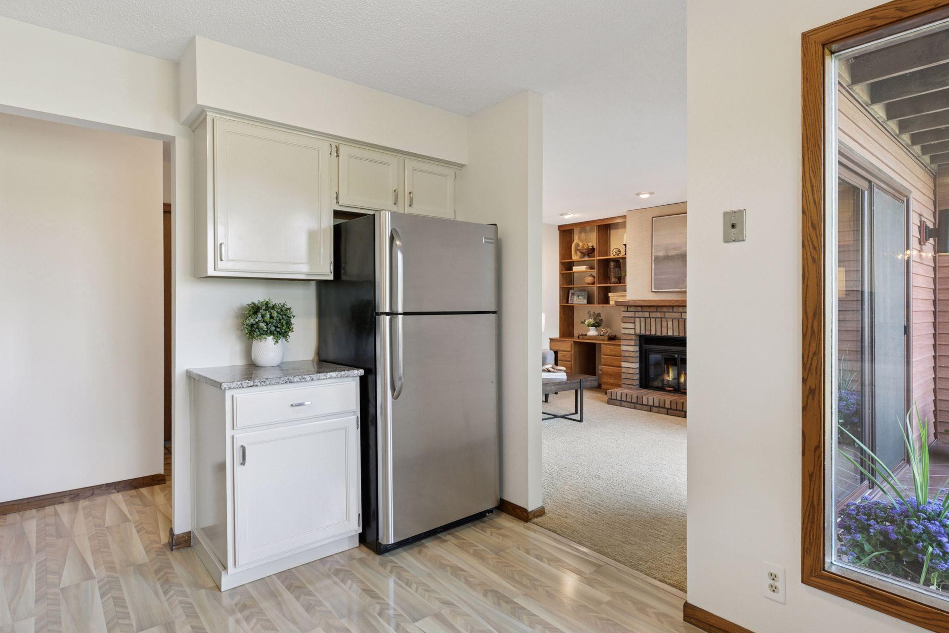 4500 Chatsworth Street N