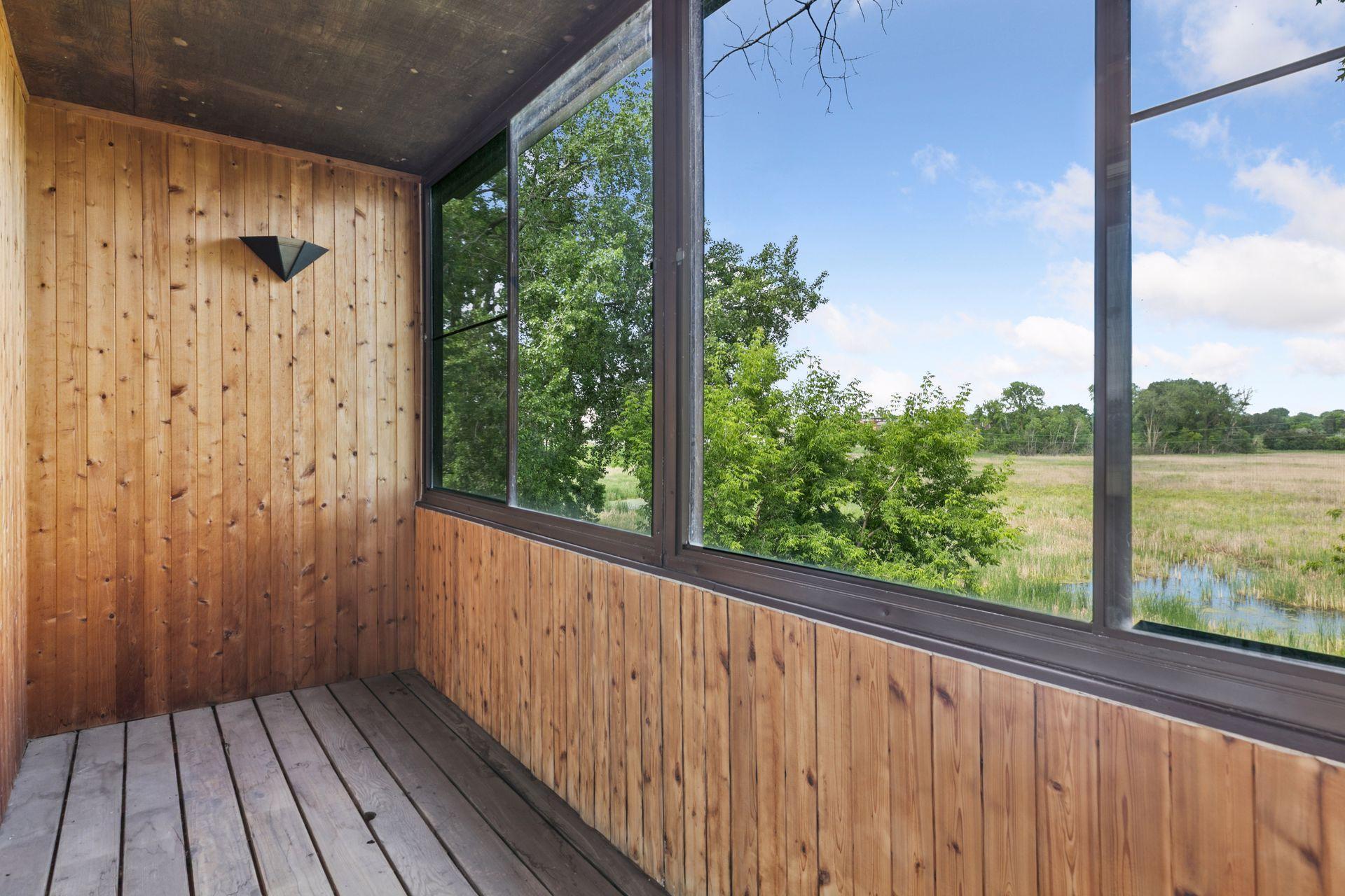 4500 Chatsworth Street N