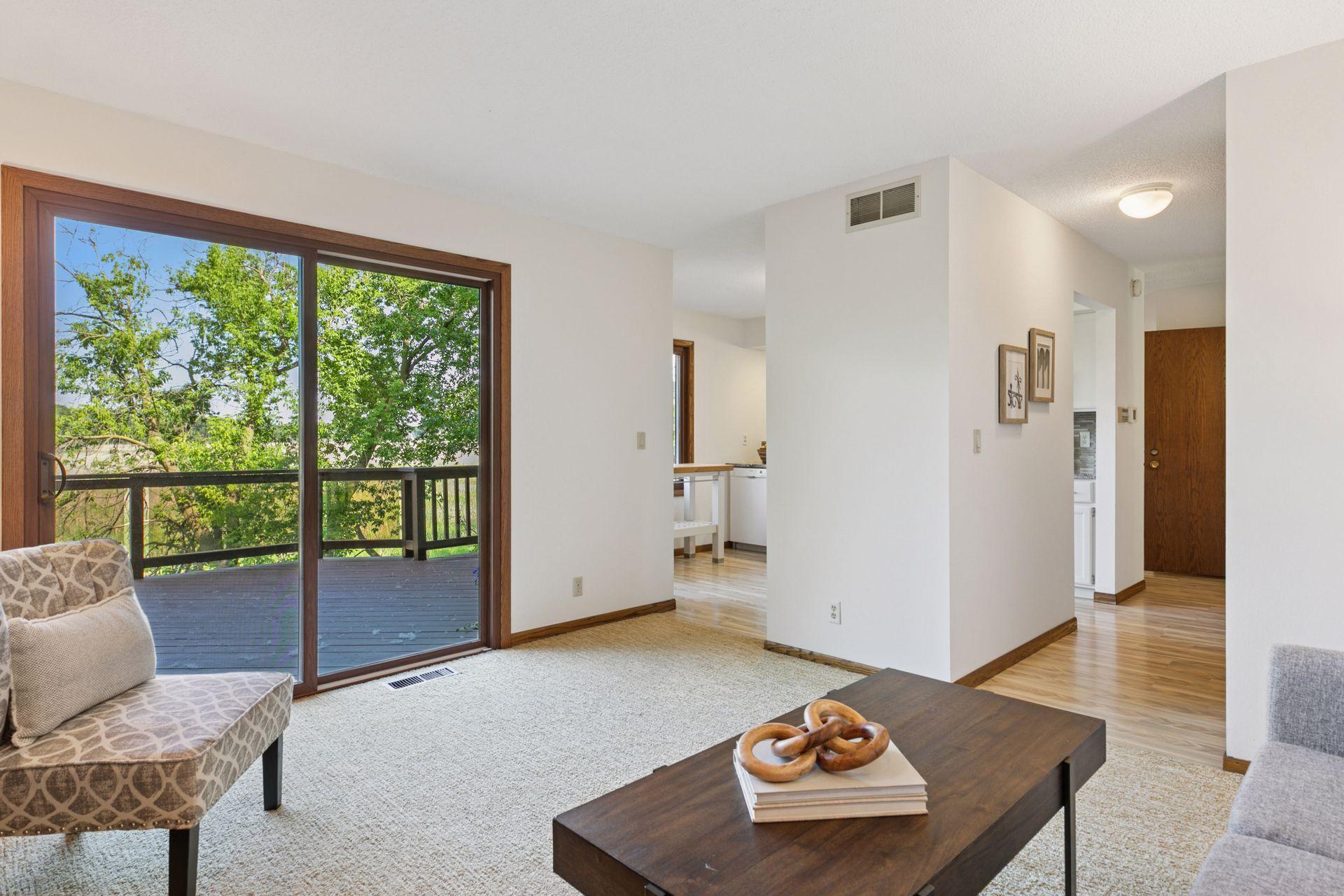 4500 Chatsworth Street N