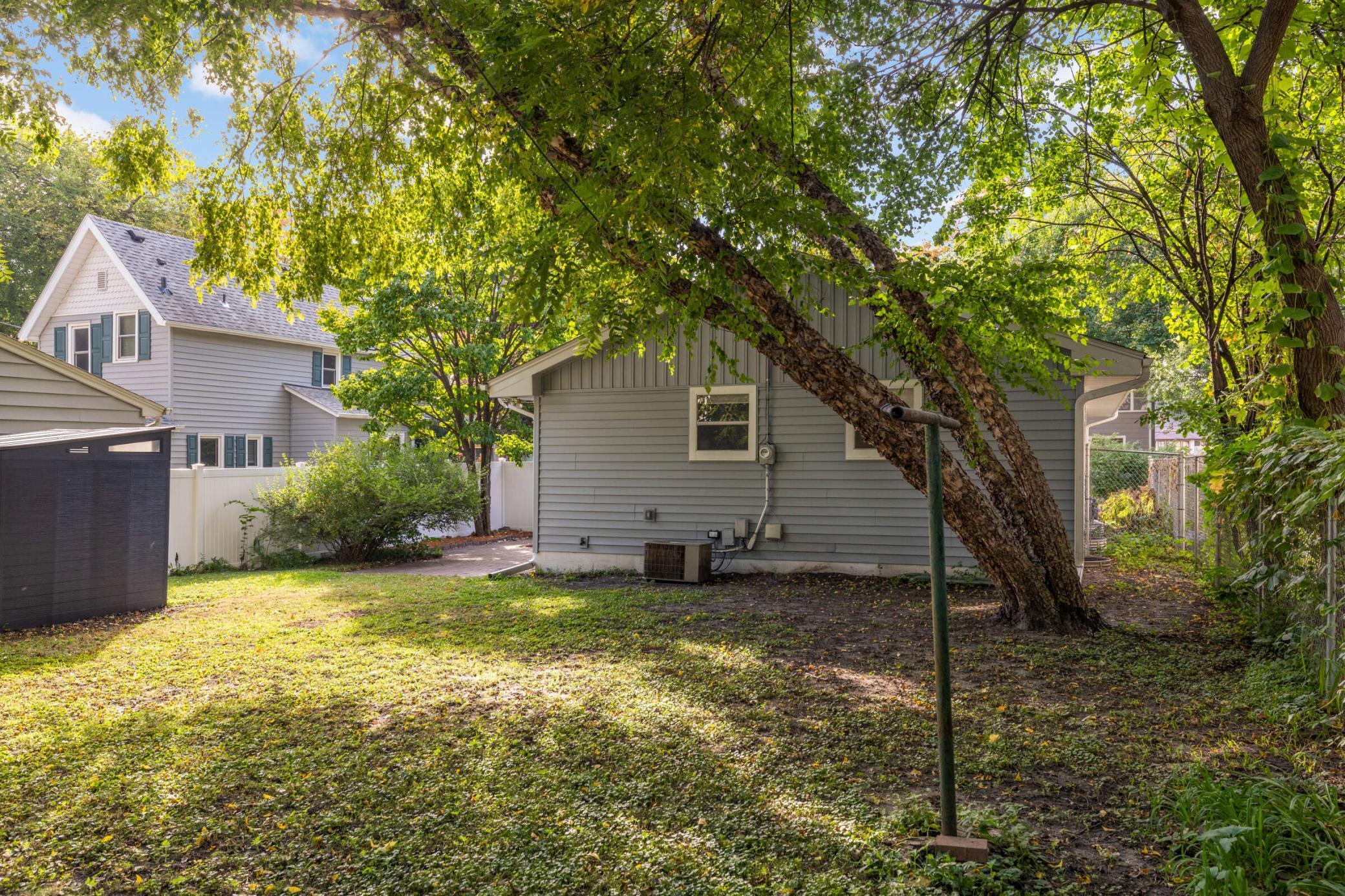 2307 Fillmore Street NE