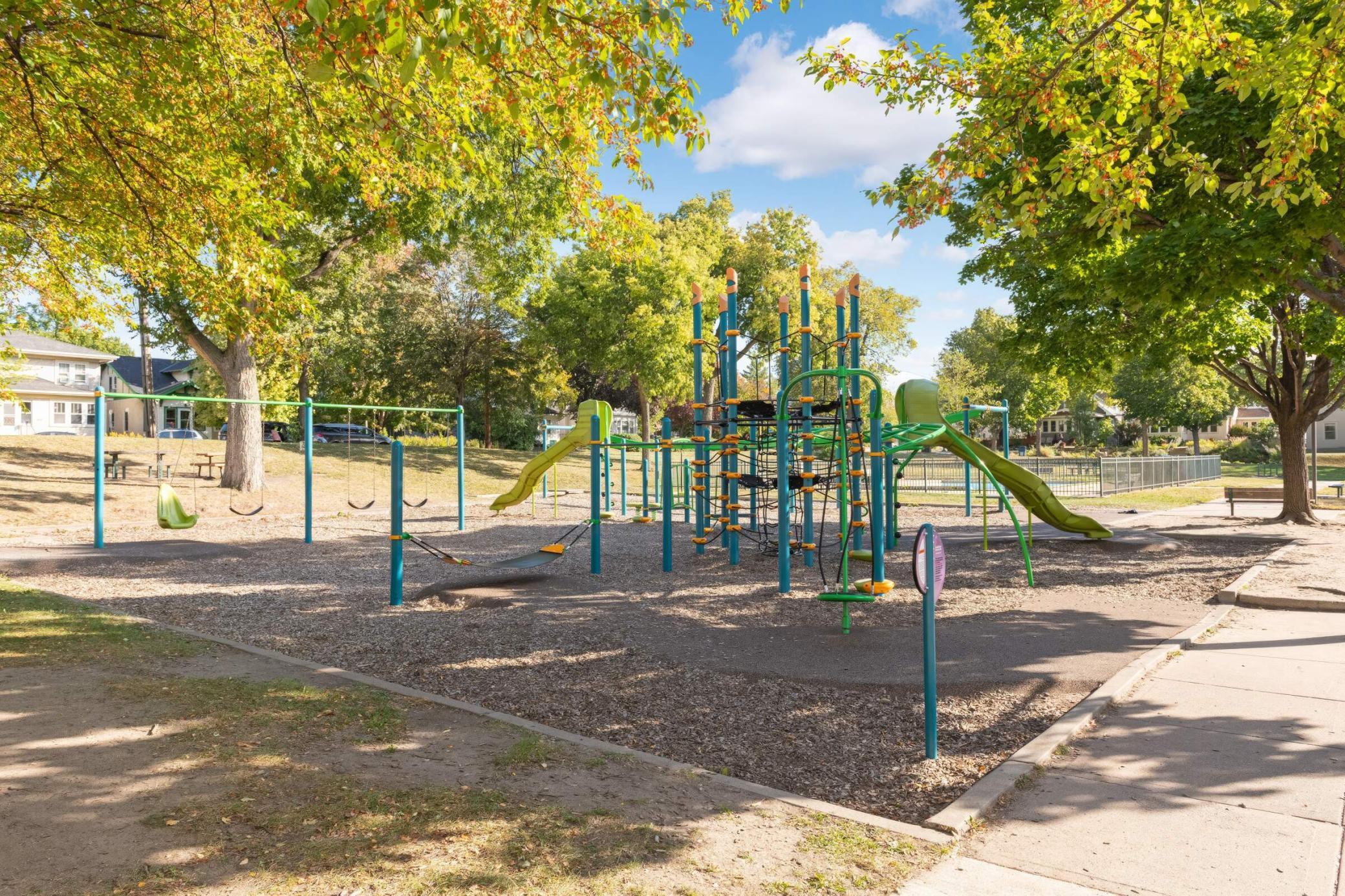 2307 Fillmore Street NE