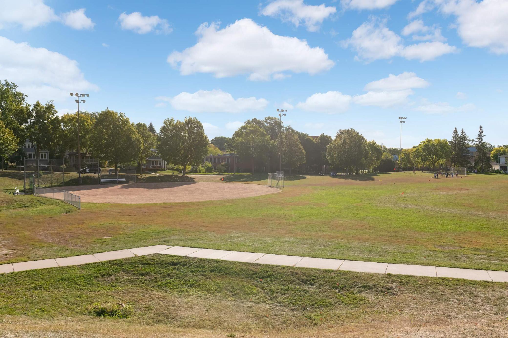 2307 Fillmore Street NE