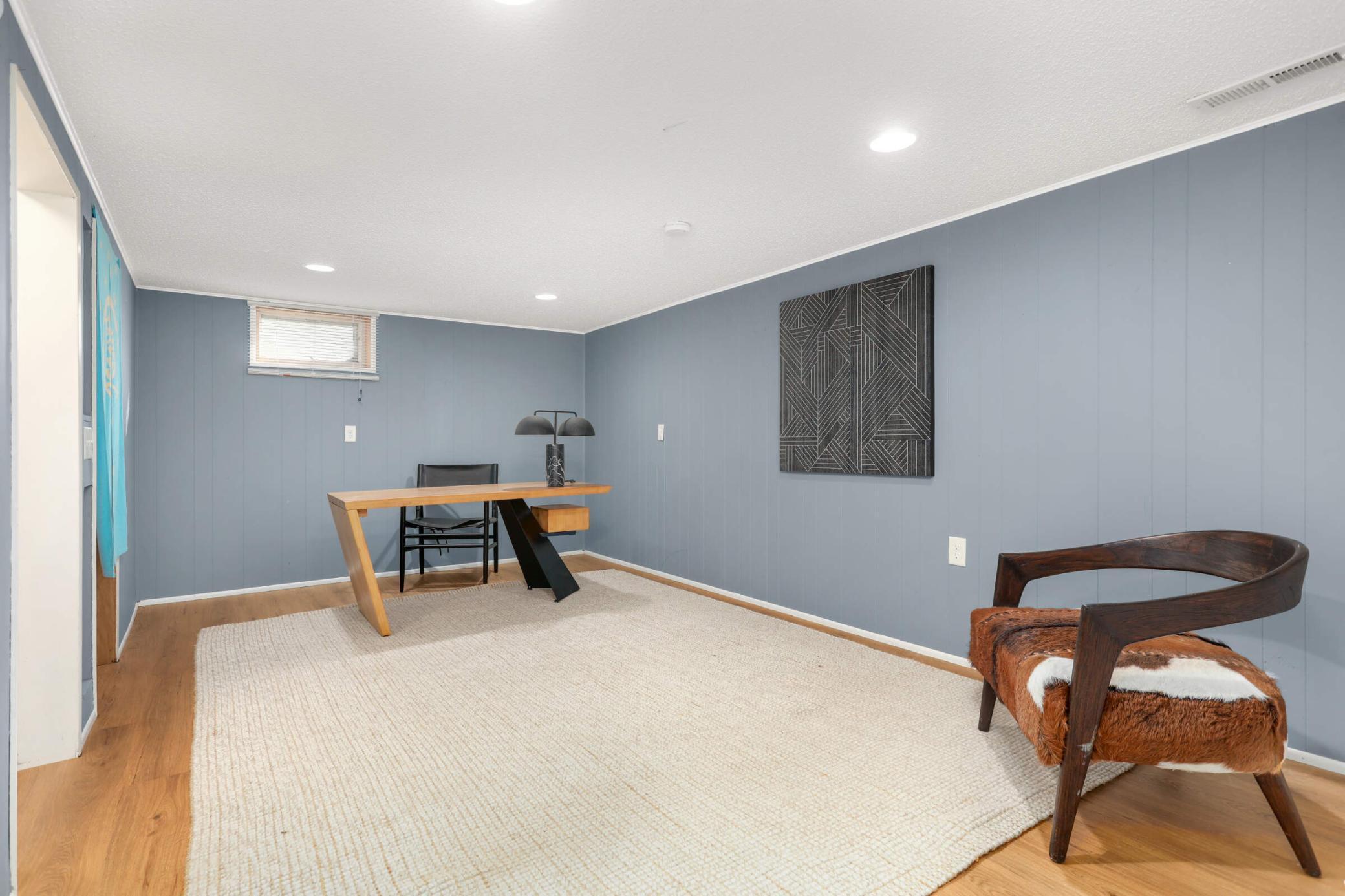 1611 Oregon Avenue S