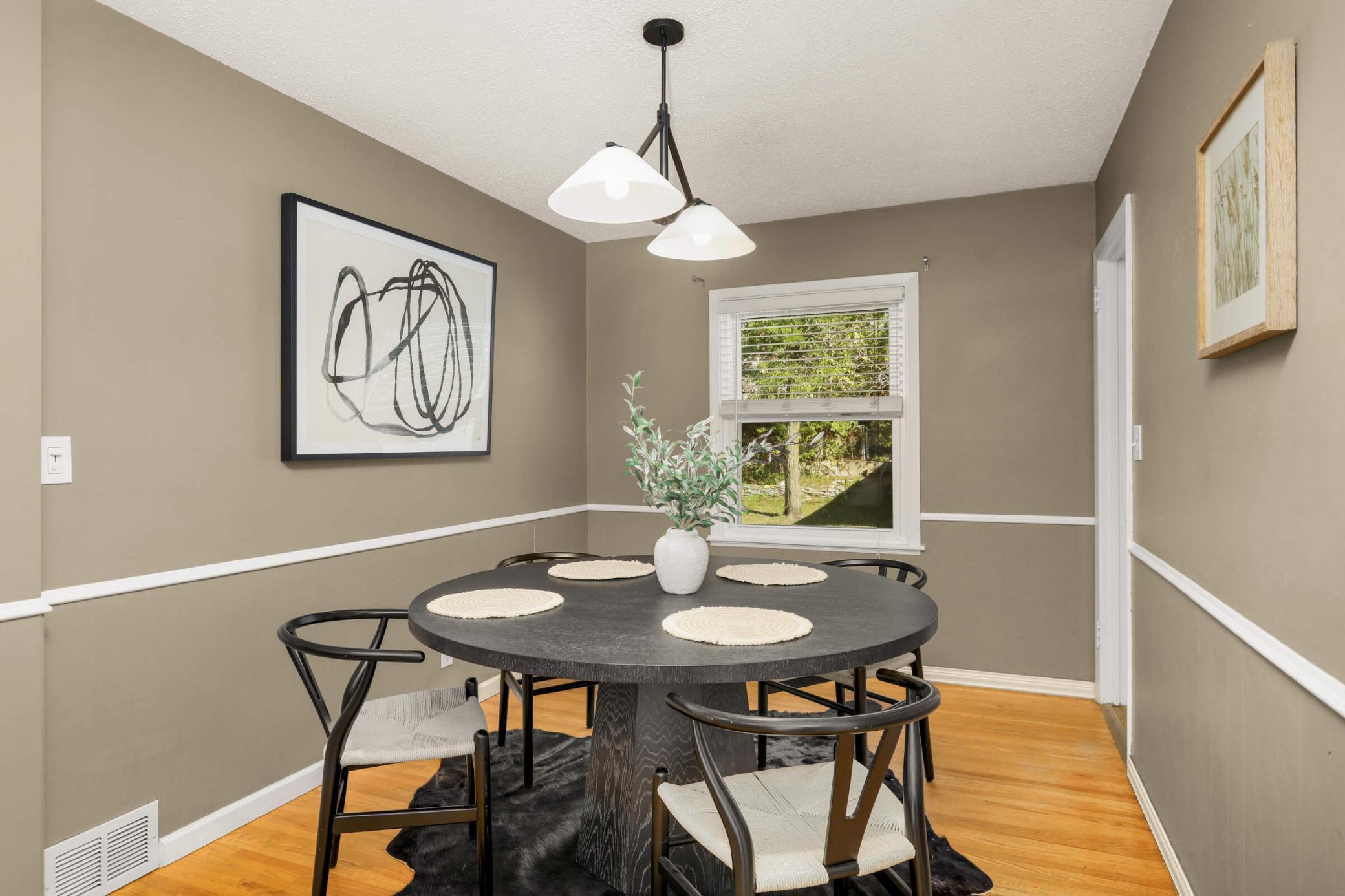 1611 Oregon Avenue S