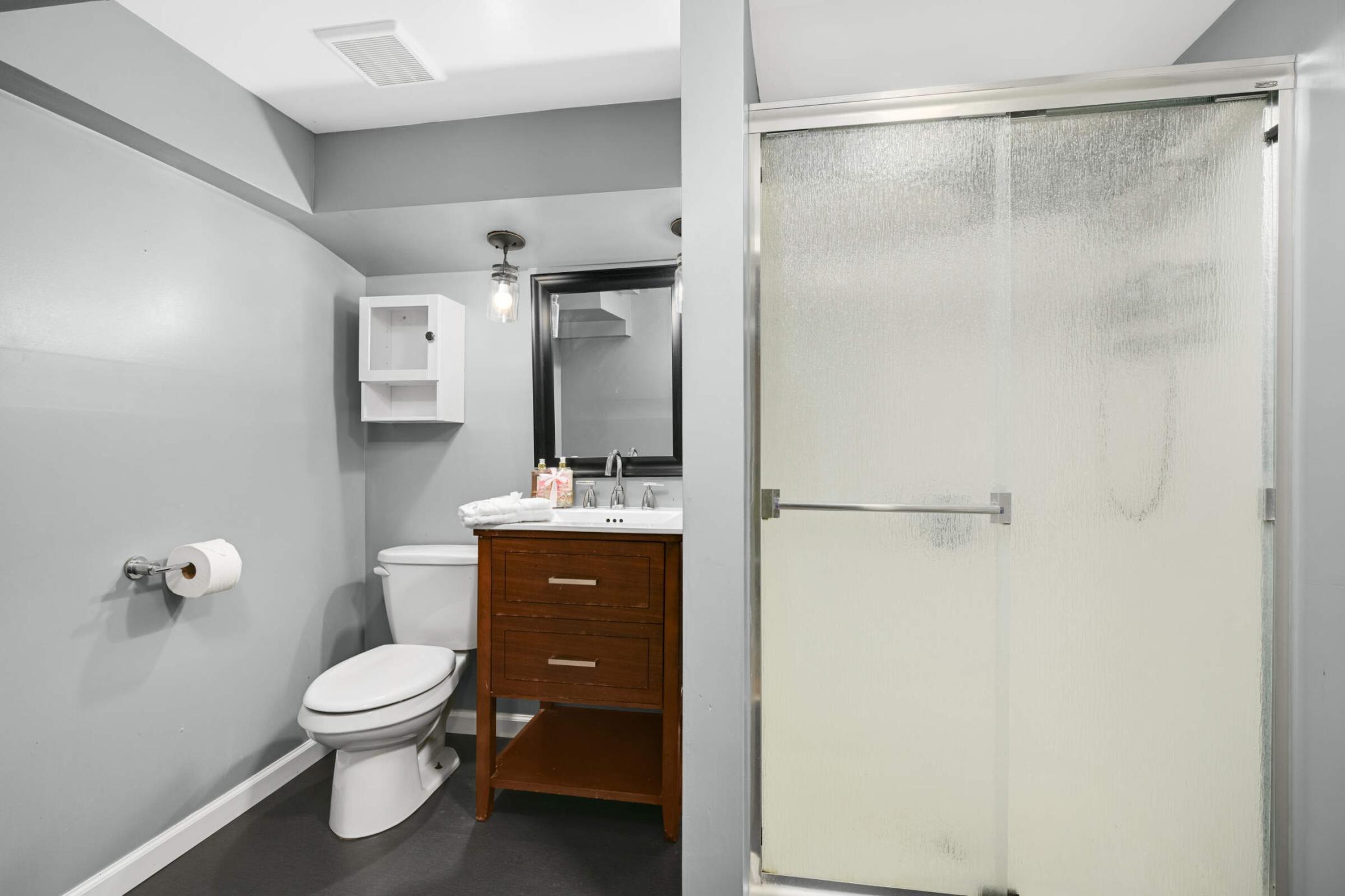 1611 Oregon Avenue S