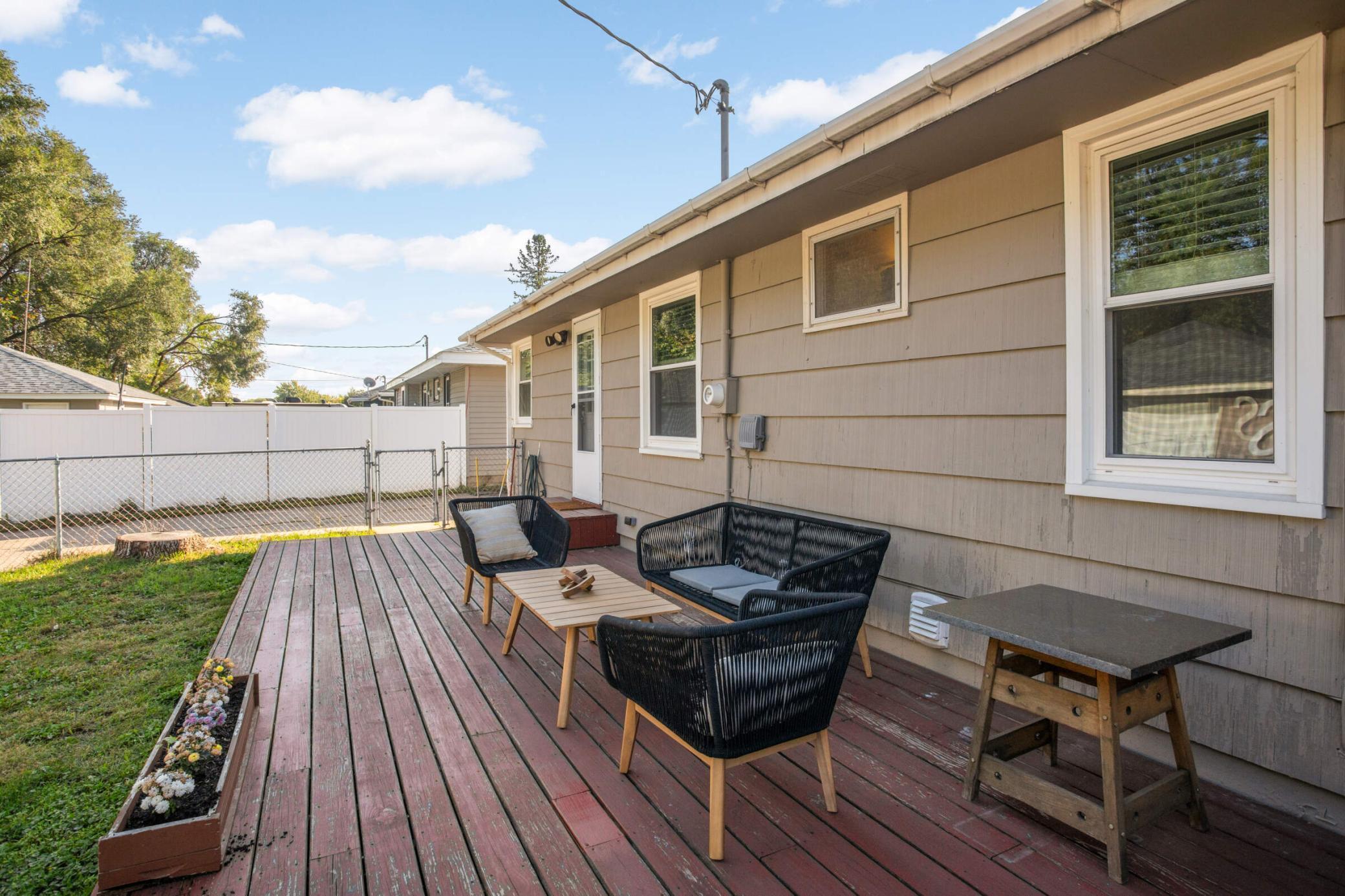 1611 Oregon Avenue S