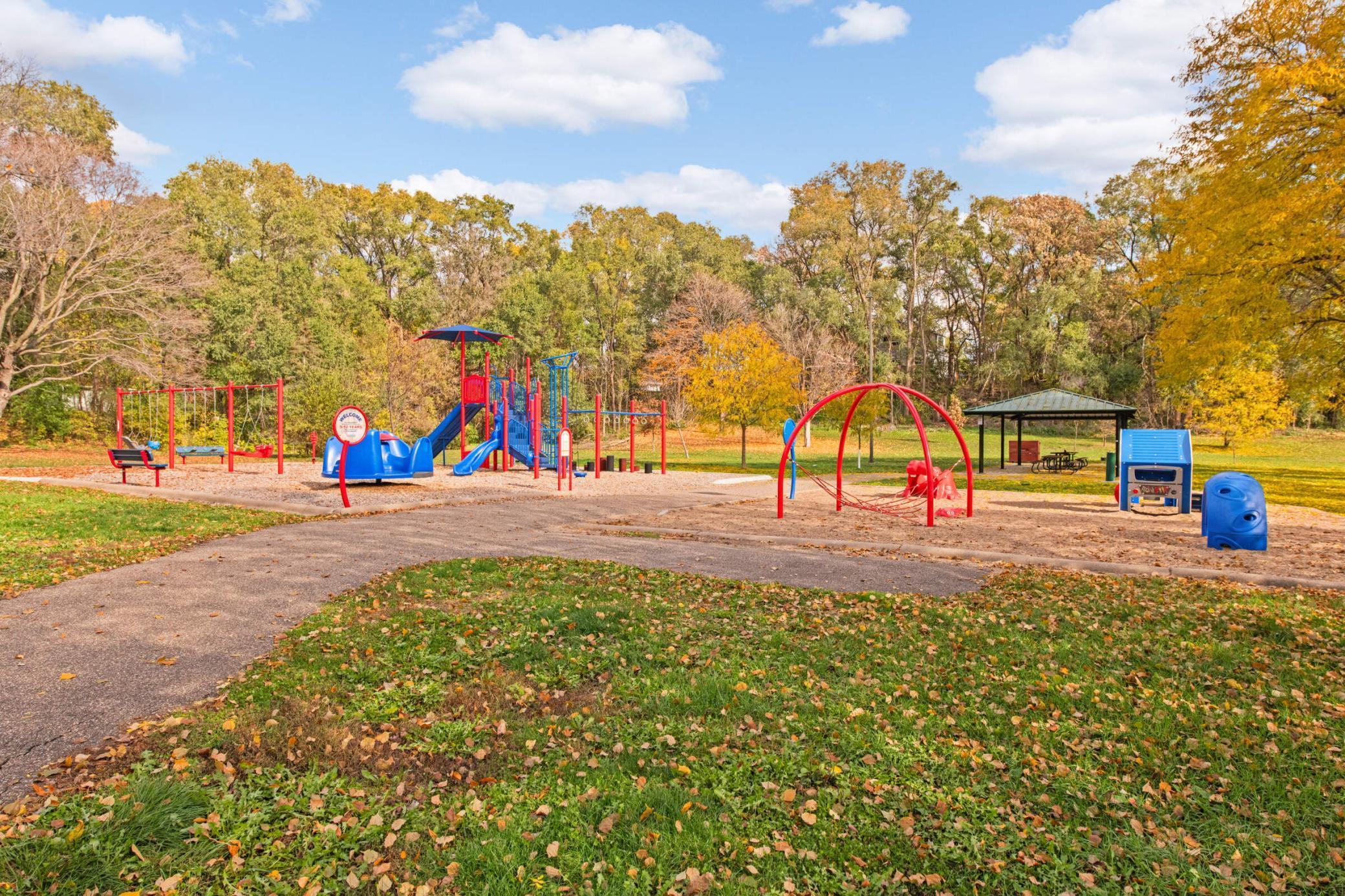 1611 Oregon Avenue S