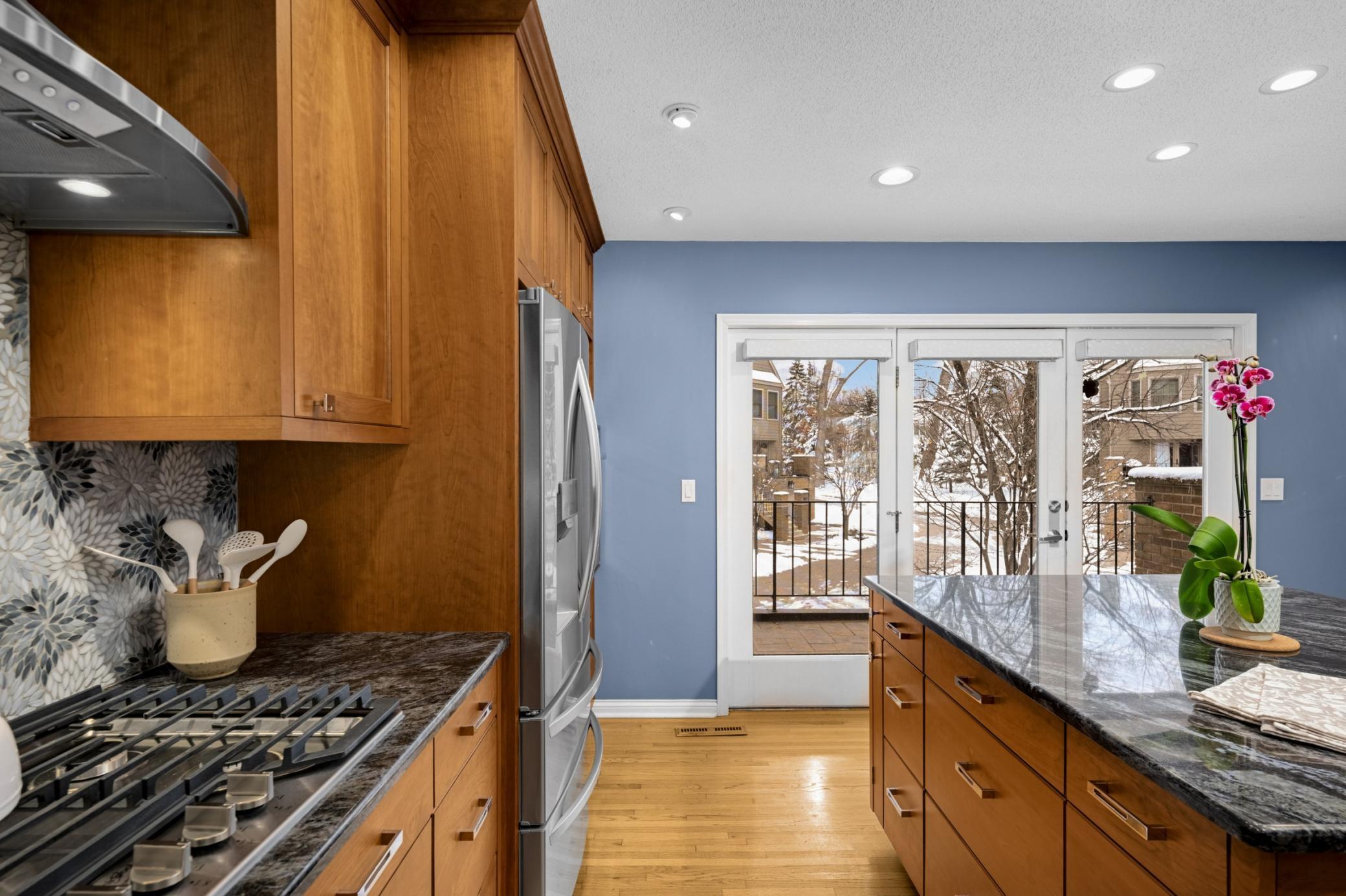 1633 Cedar Lake Parkway