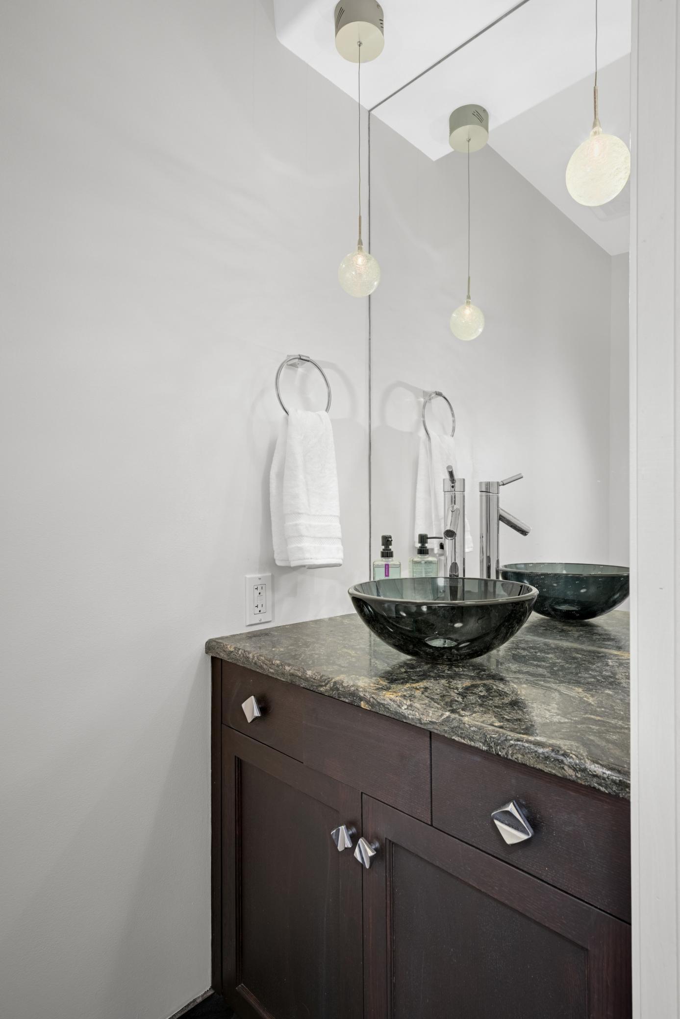 1633 Cedar Lake Parkway