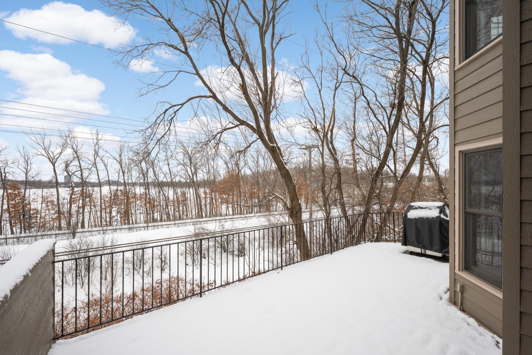 1633 Cedar Lake Parkway