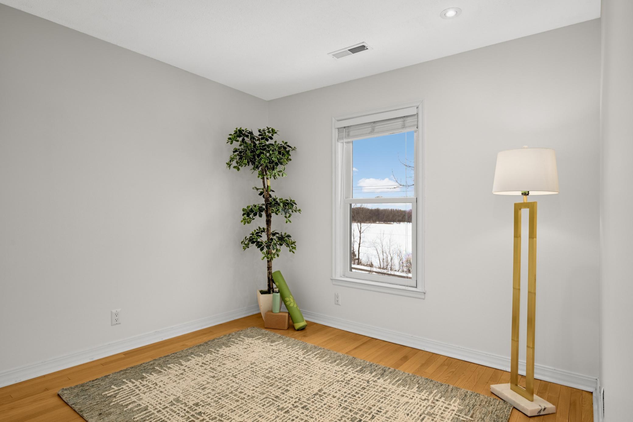 1633 Cedar Lake Parkway