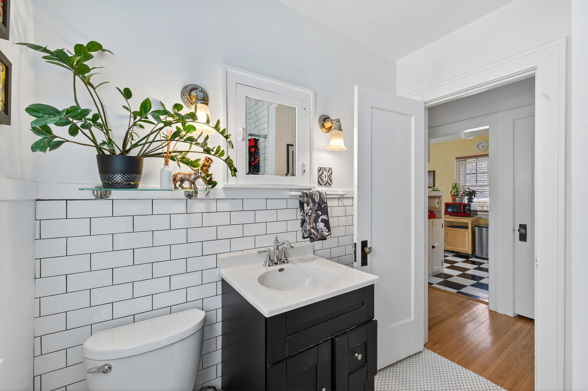 3924 Longfellow Avenue