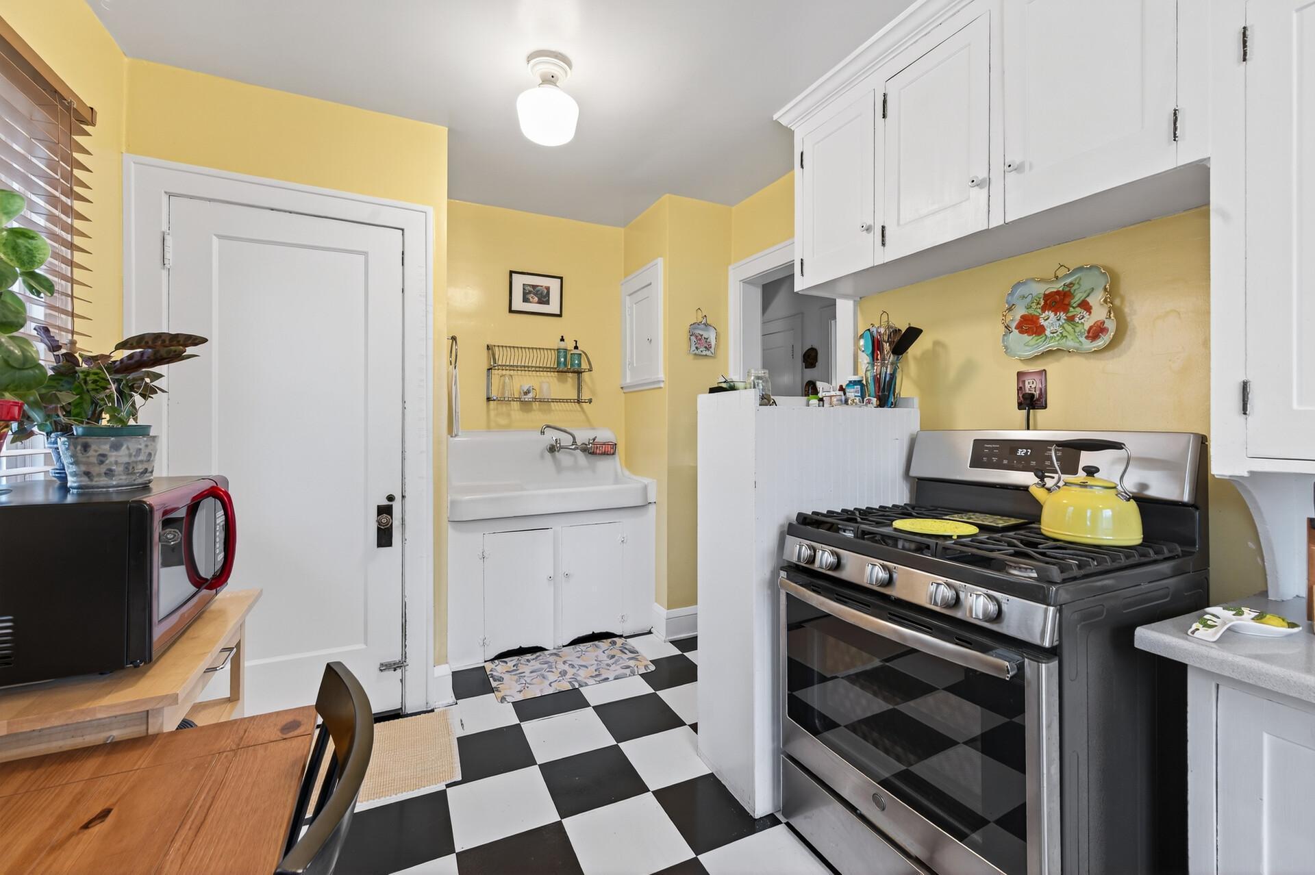 3924 Longfellow Avenue