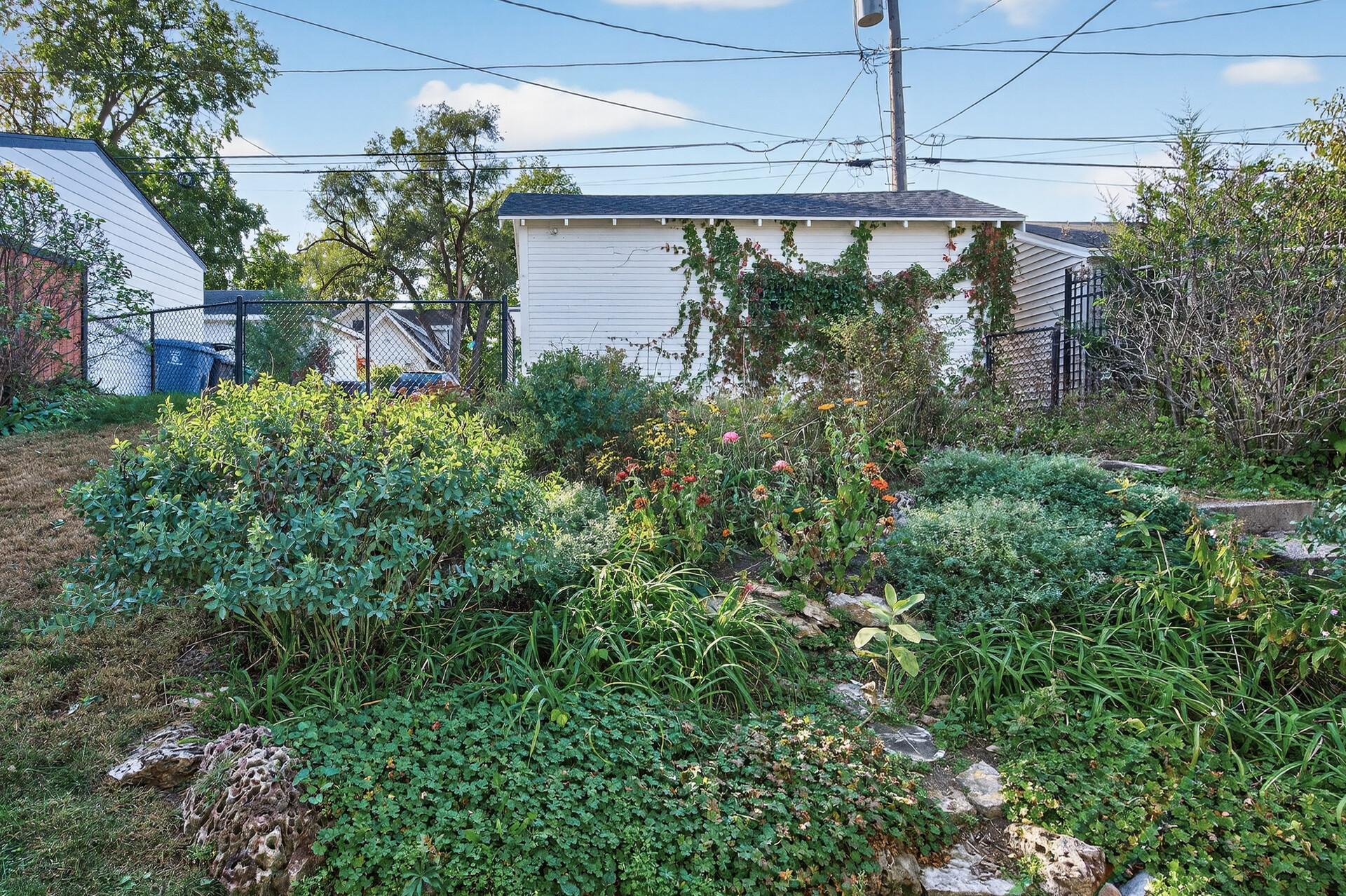 3924 Longfellow Avenue