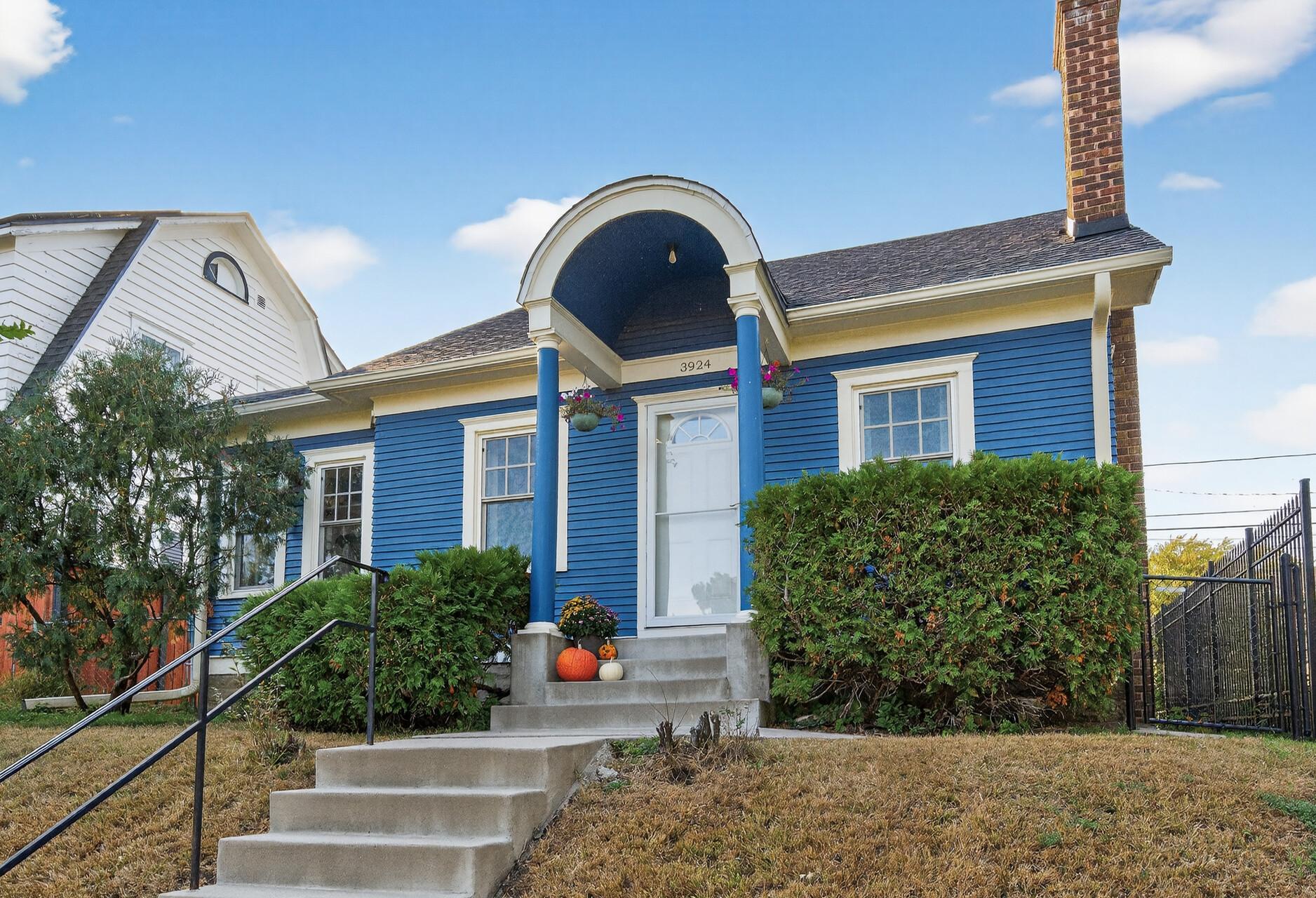 3924 Longfellow Avenue