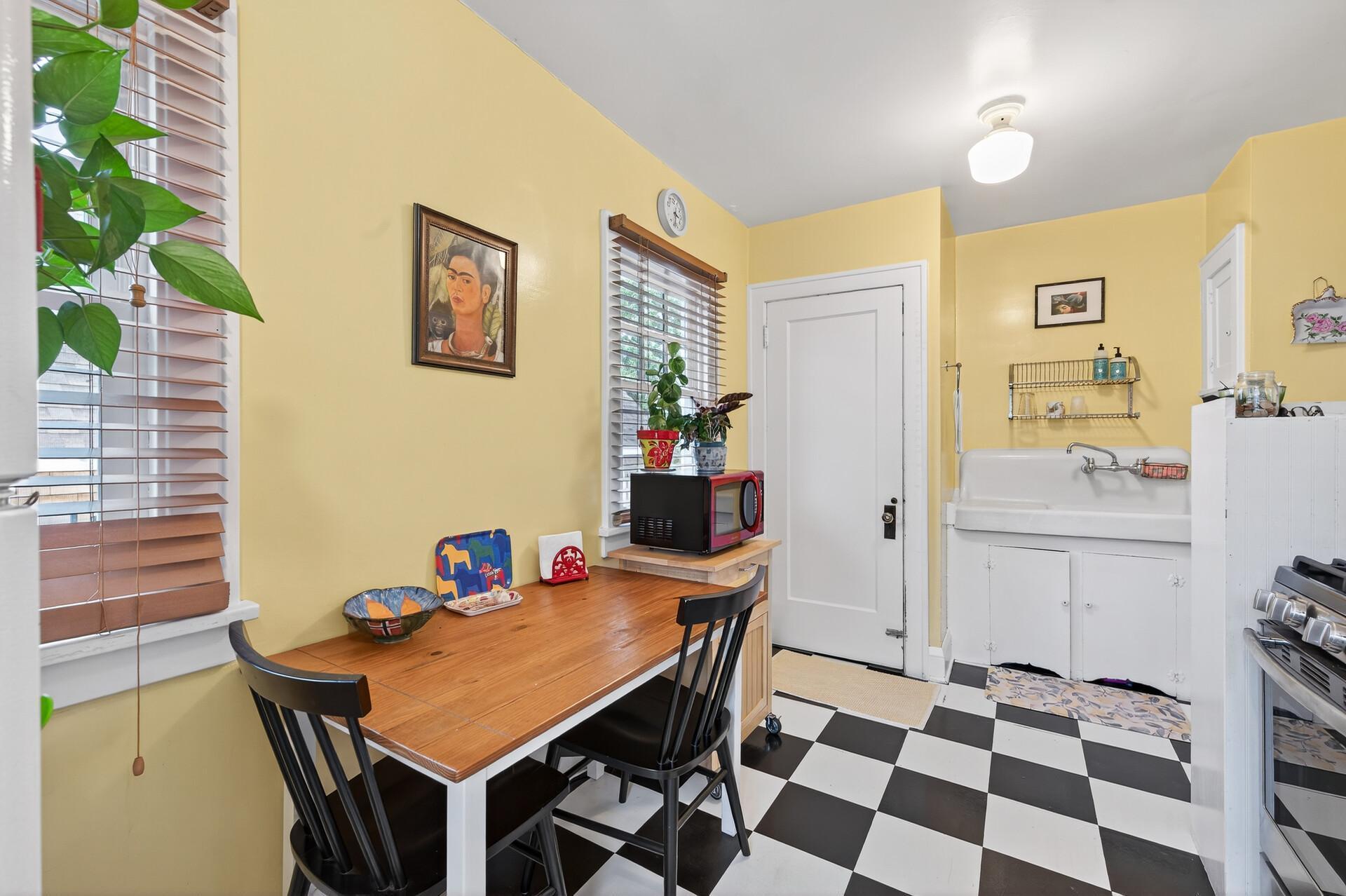 3924 Longfellow Avenue