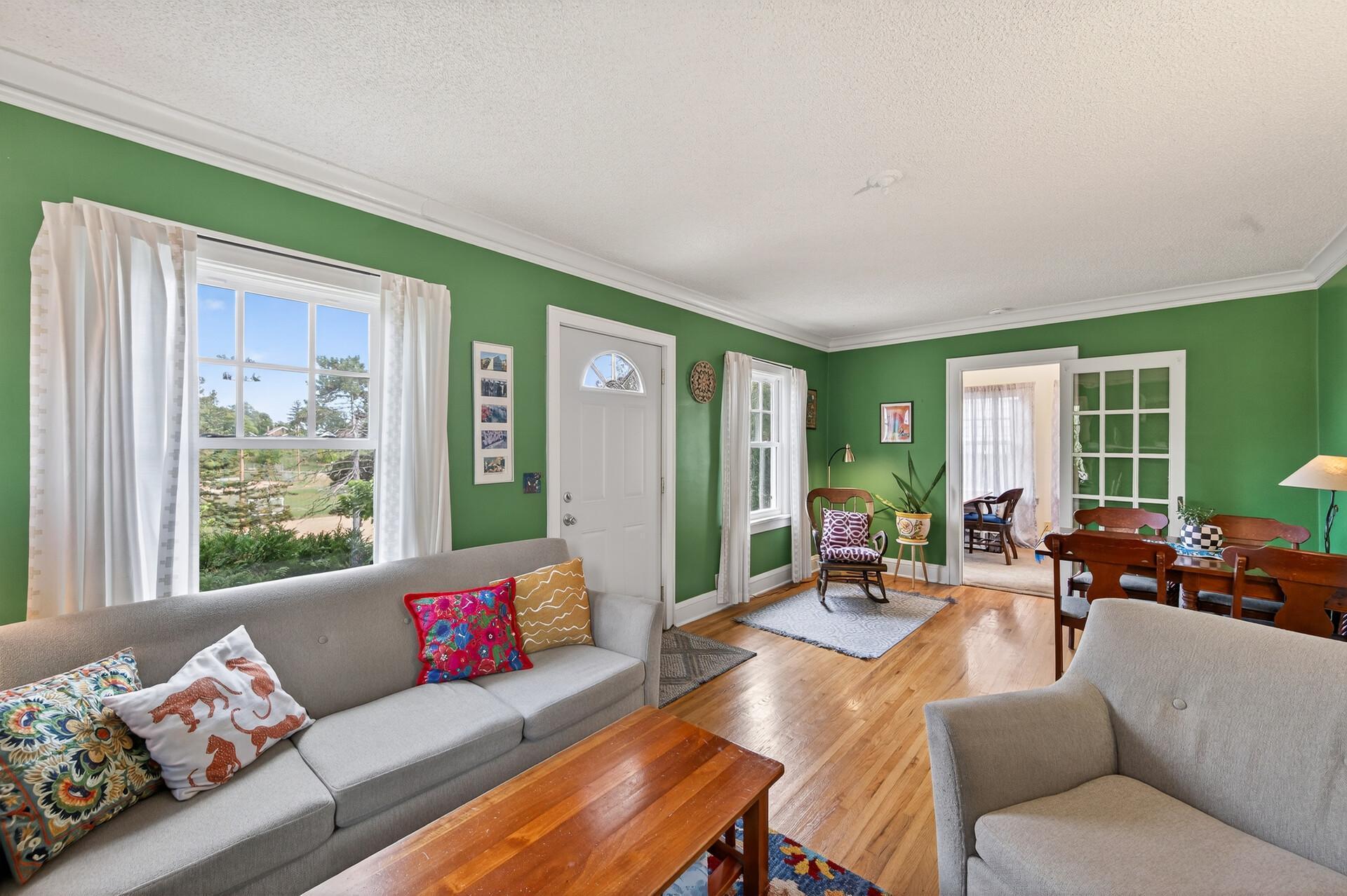 3924 Longfellow Avenue