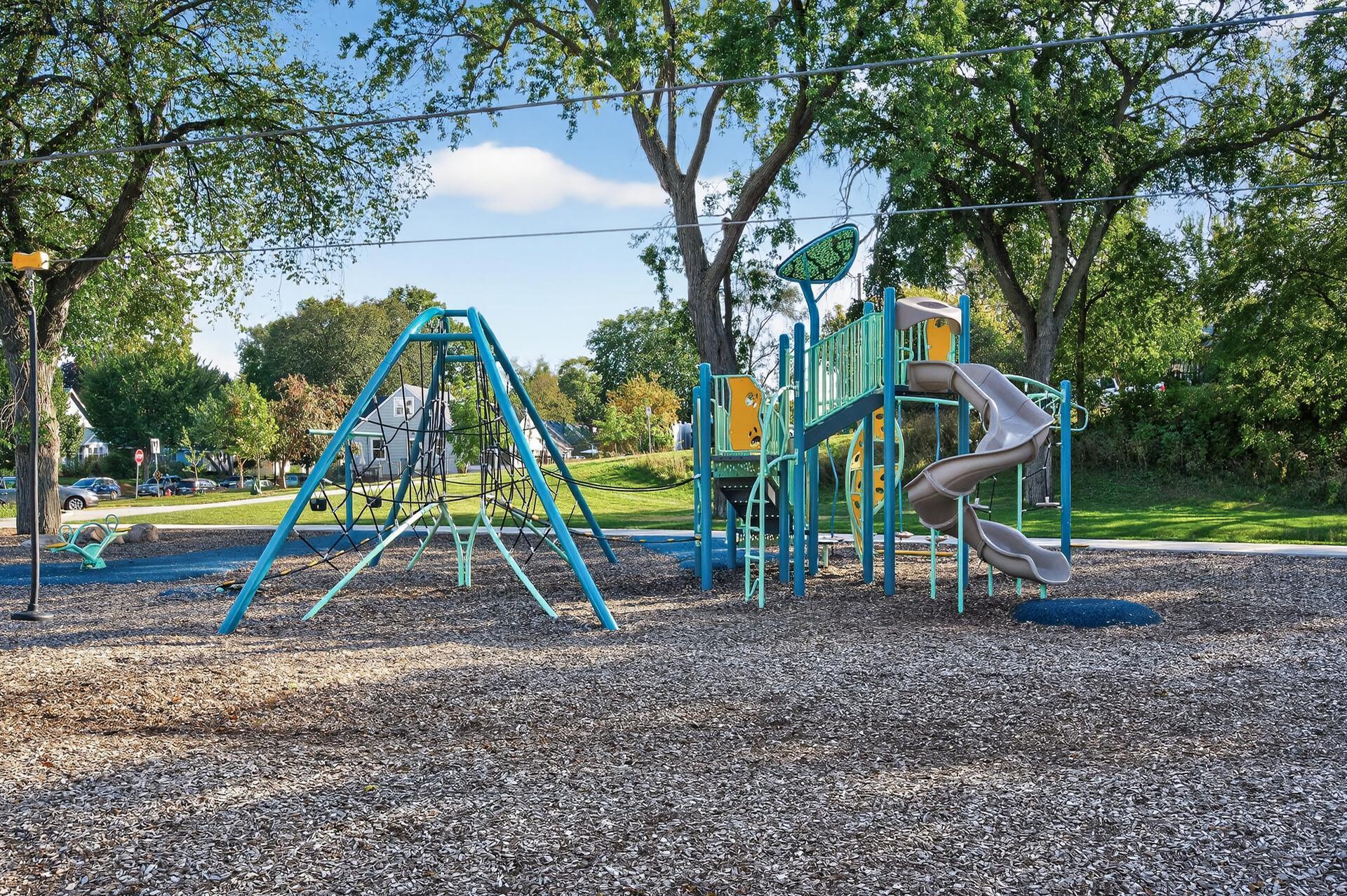 3924 Longfellow Avenue