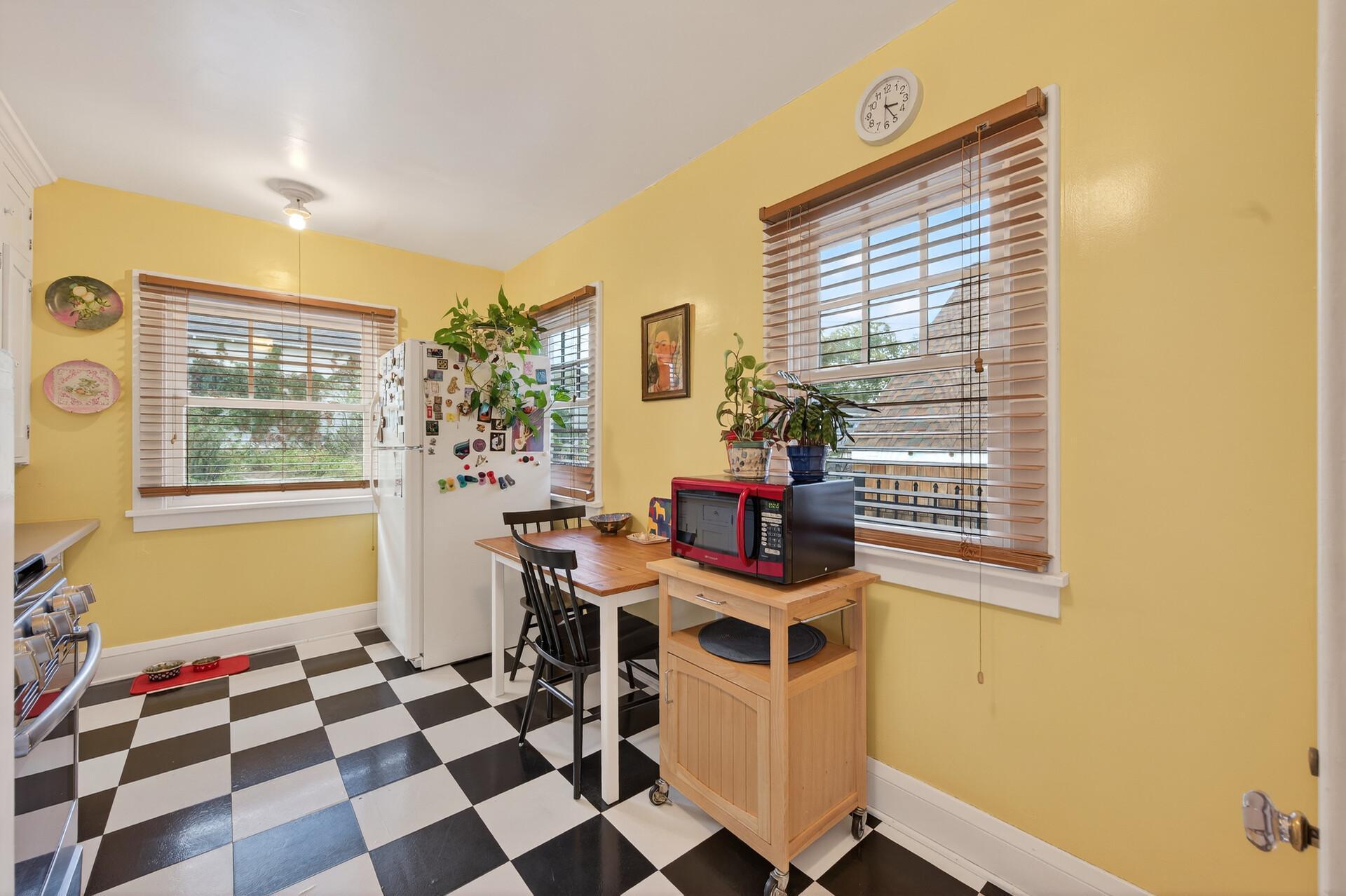 3924 Longfellow Avenue