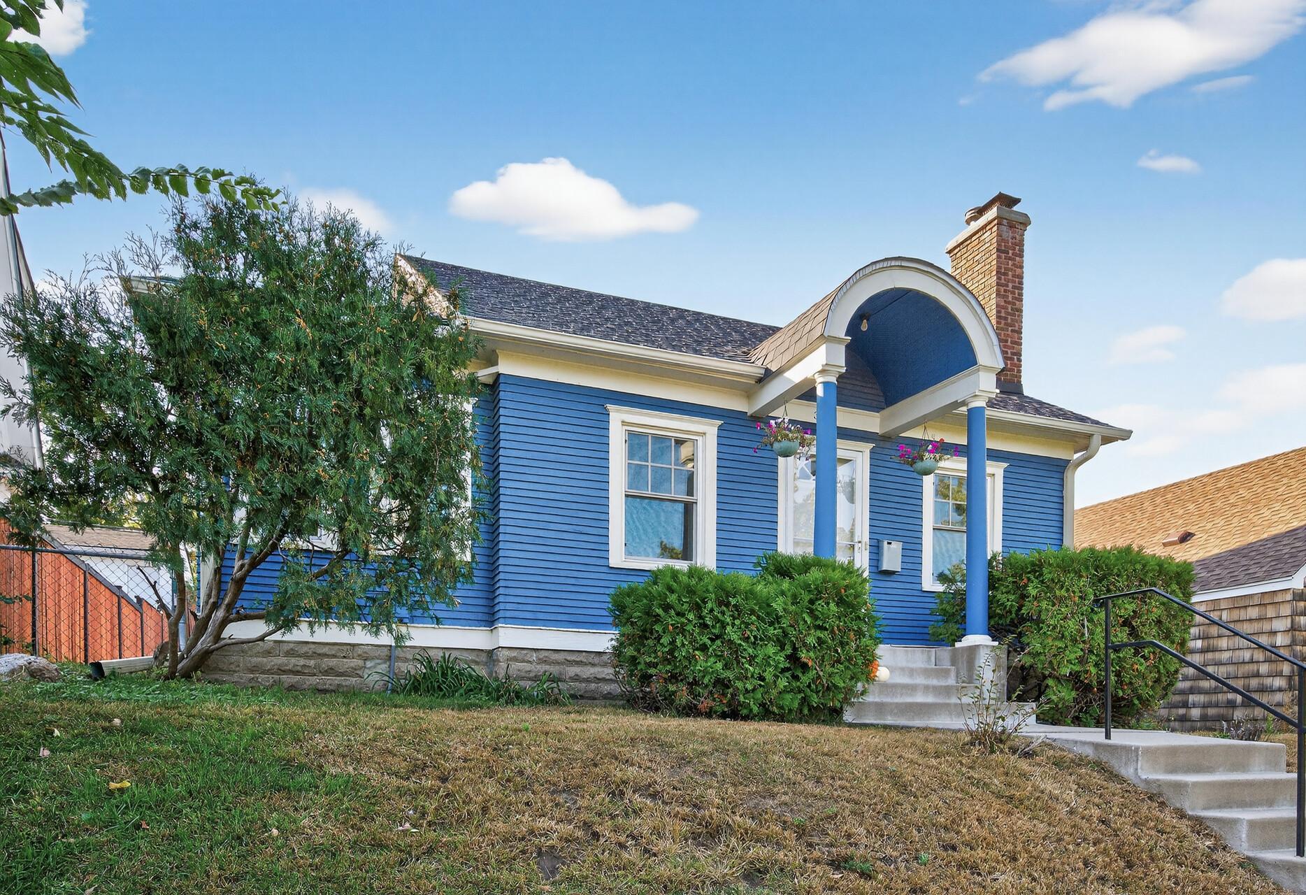 3924 Longfellow Avenue