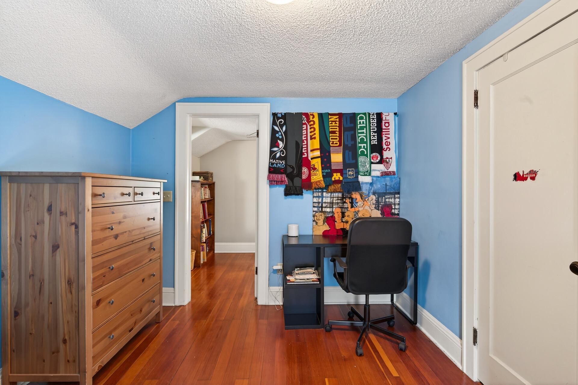 3924 Longfellow Avenue