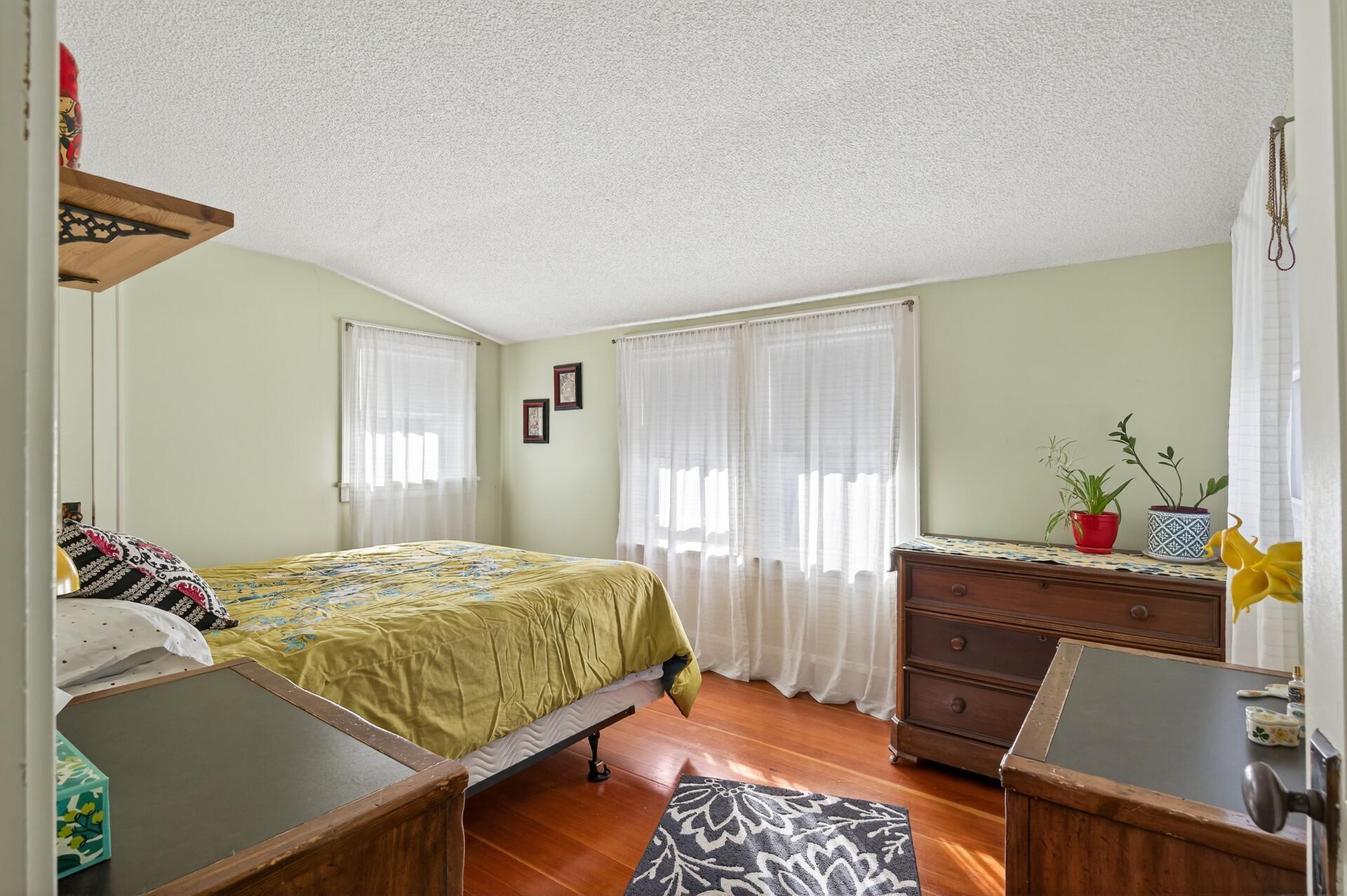 3924 Longfellow Avenue