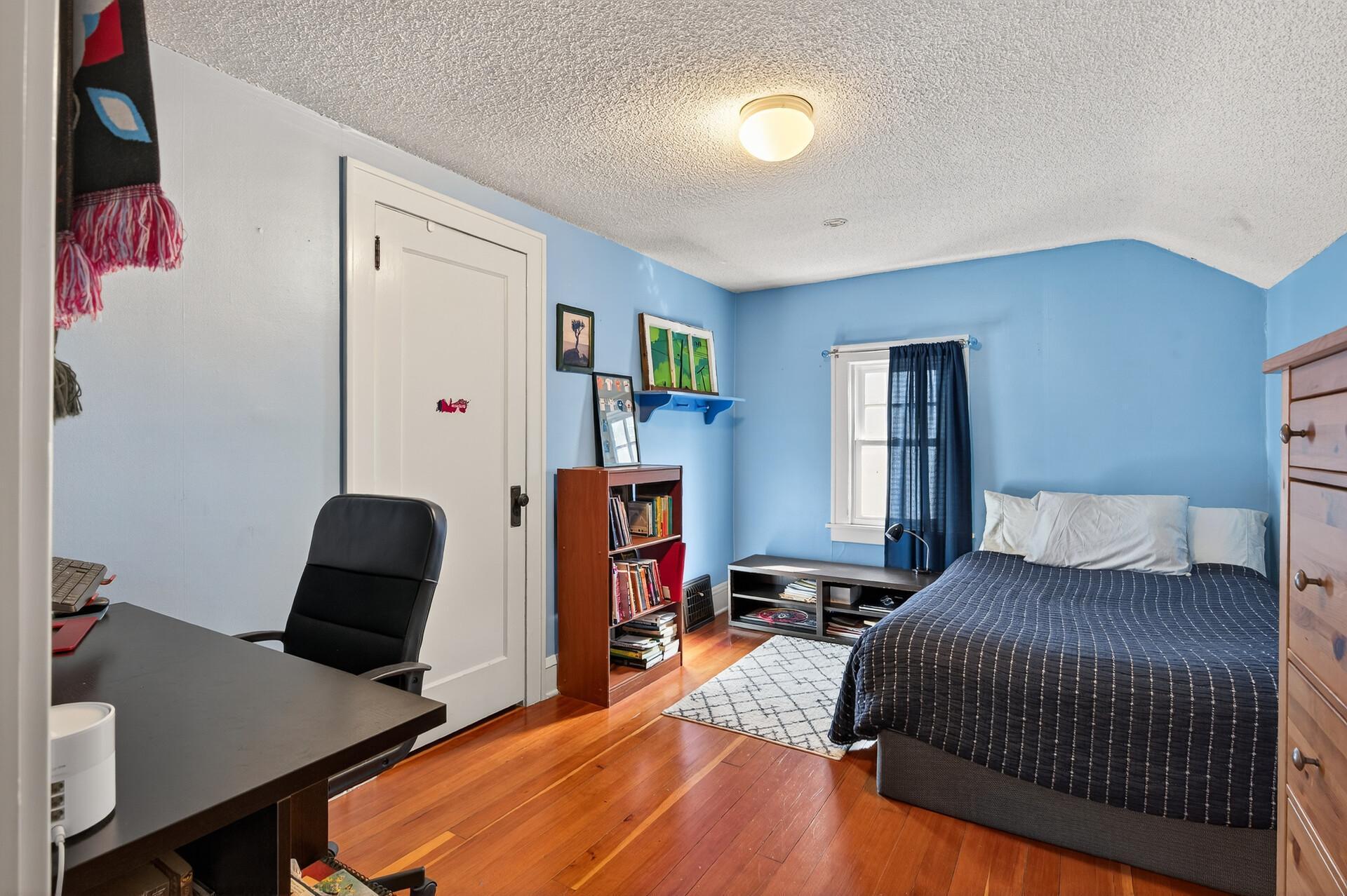 3924 Longfellow Avenue