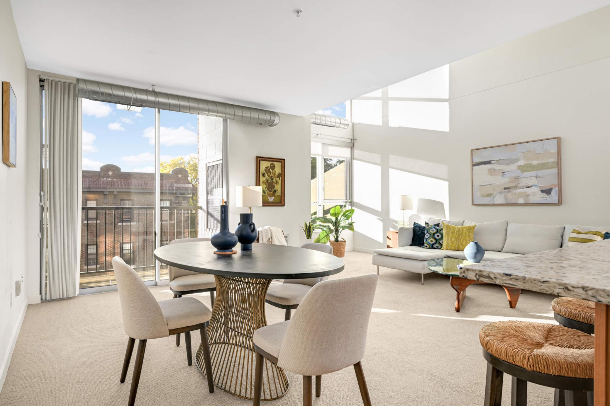 1829 3rd Avenue S Unit: 215