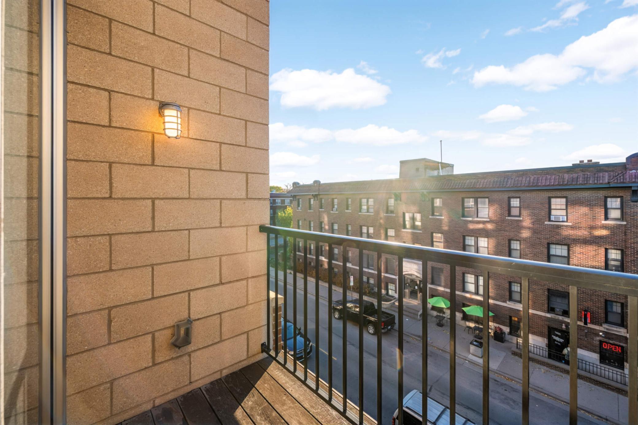 1829 3rd Avenue S Unit: 215